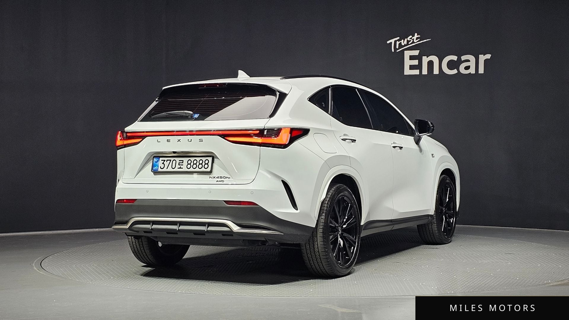 Лексус NX450h+ 2025 — миниатюра 2