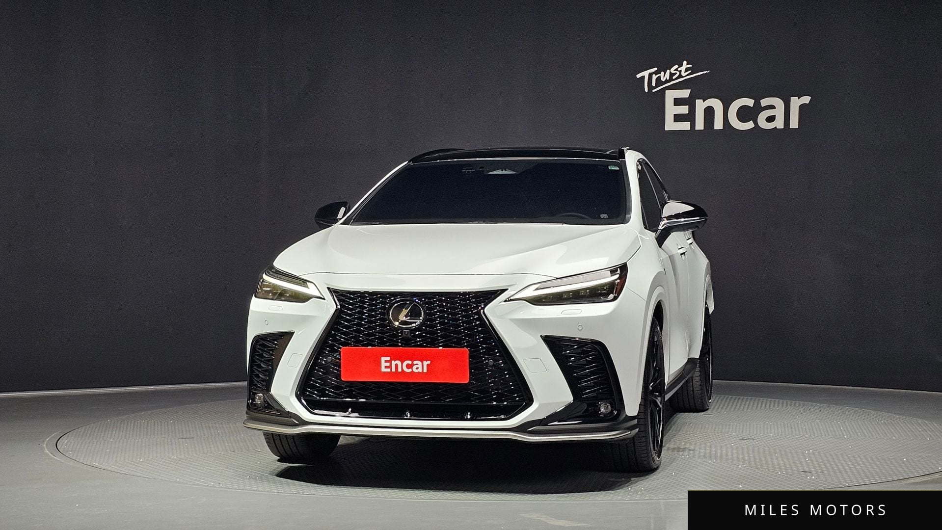 Лексус NX450h+ 2025 — миниатюра 3
