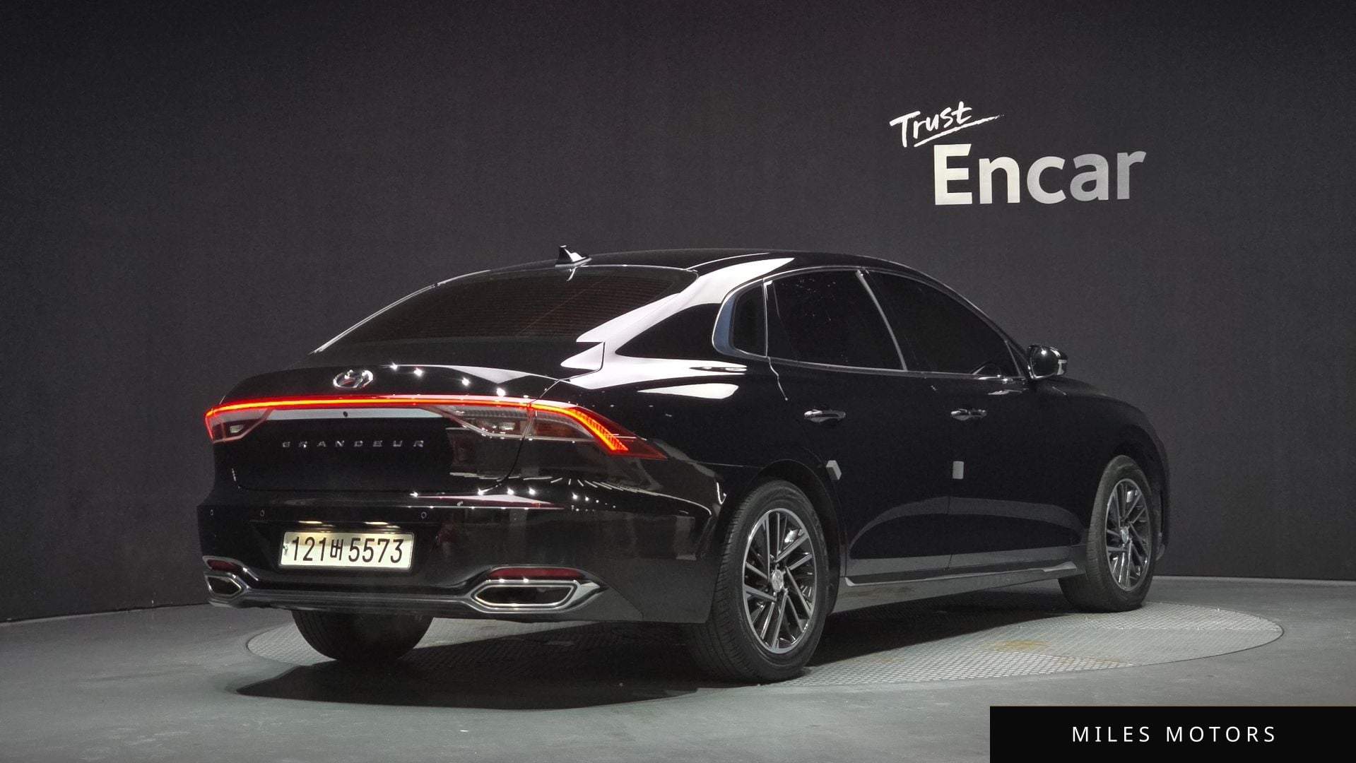 Hyundai Grandeur 2022 — миниатюра 2