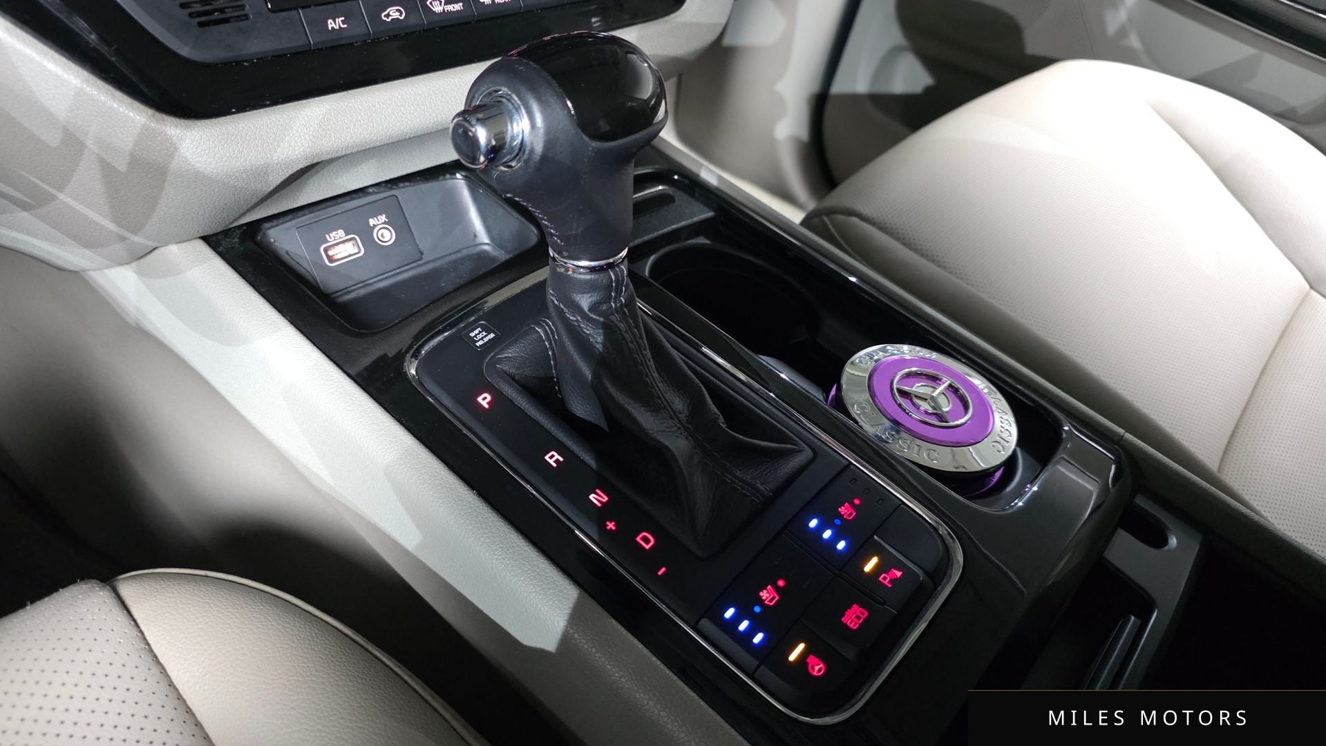 Kia Canival 2016 — миниатюра 9