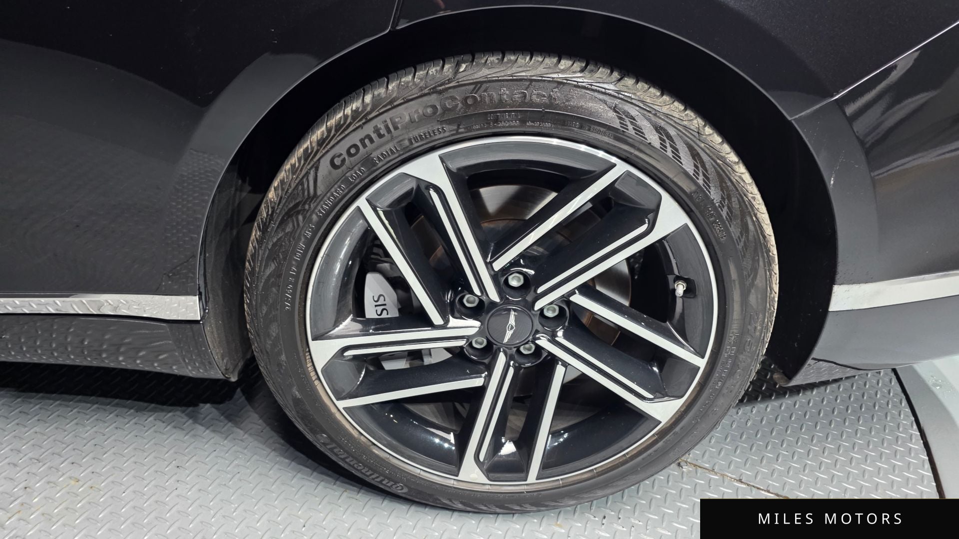 Genesis G80 (RG3) 2025 — миниатюра 6