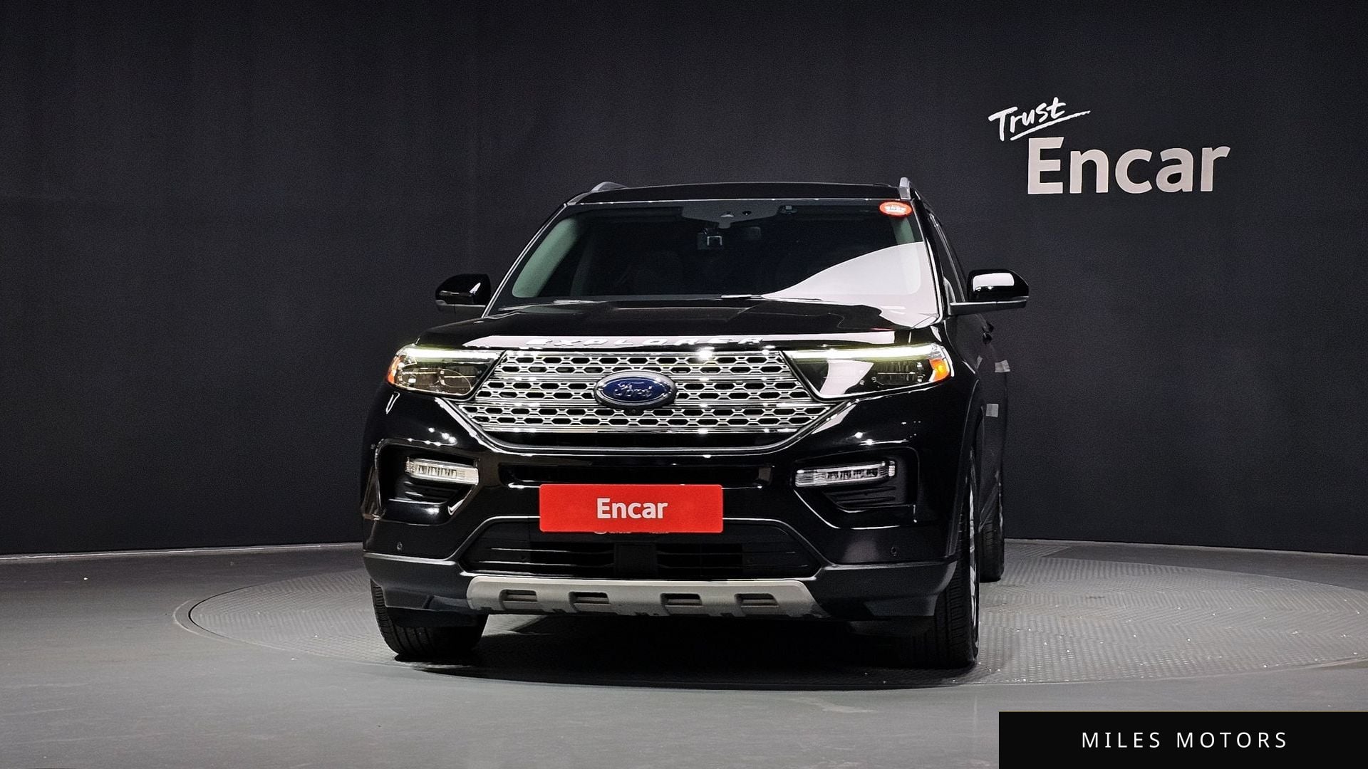 Ford Explorer 2021 — миниатюра 3