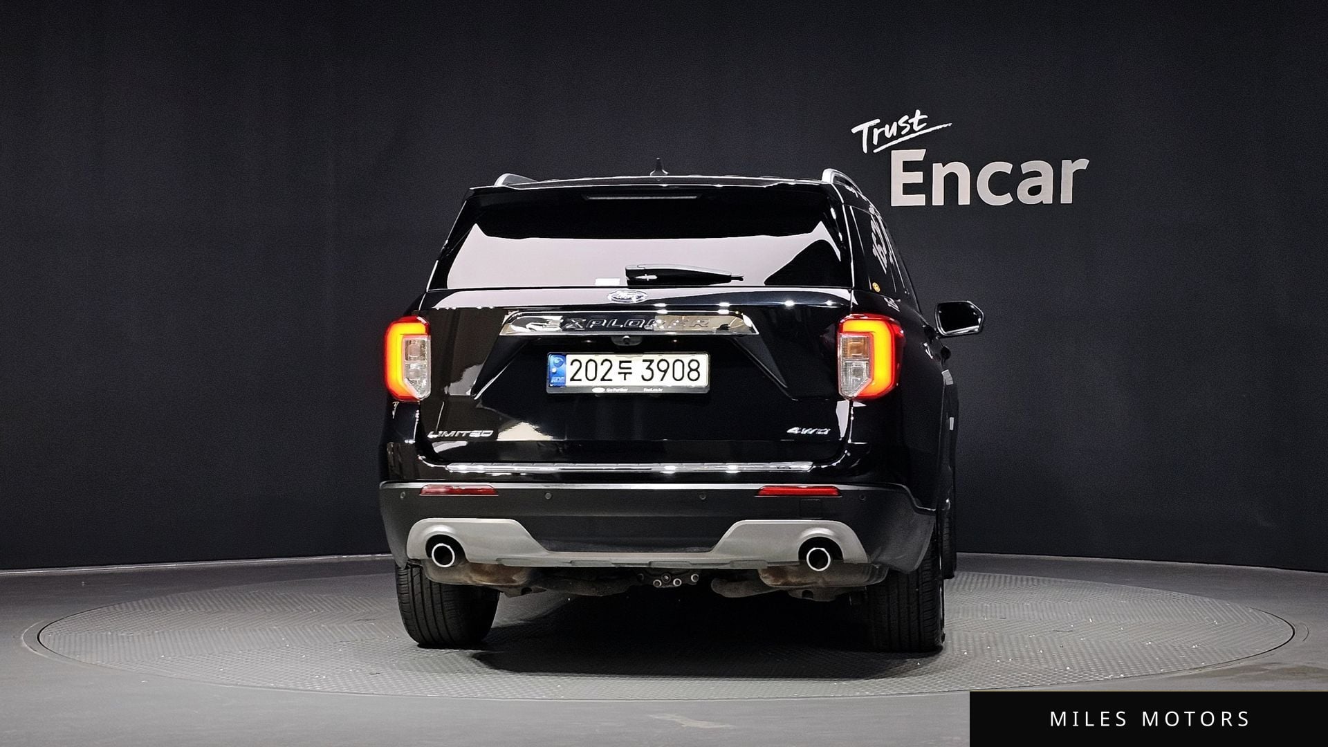 Ford Explorer 2021 — миниатюра 4
