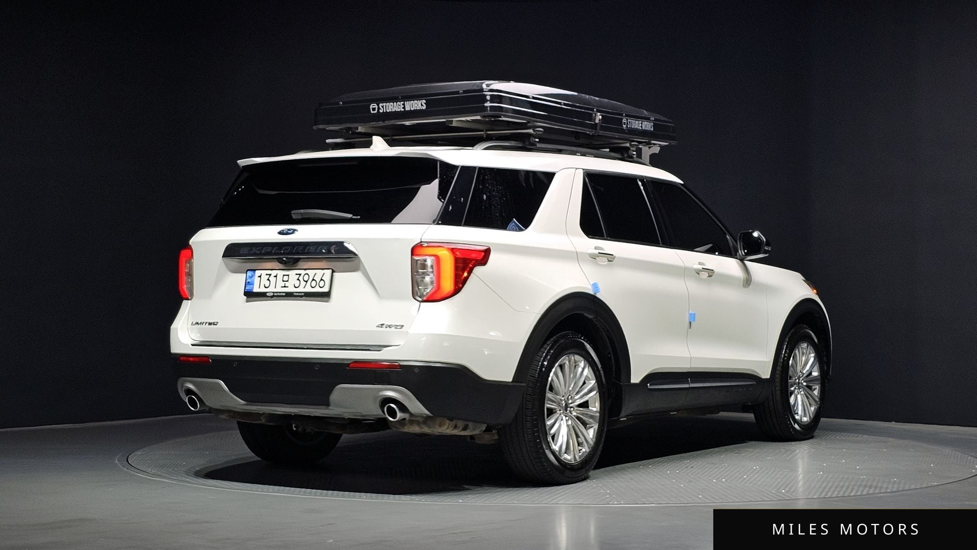 Ford Explorer 2022 — миниатюра 2