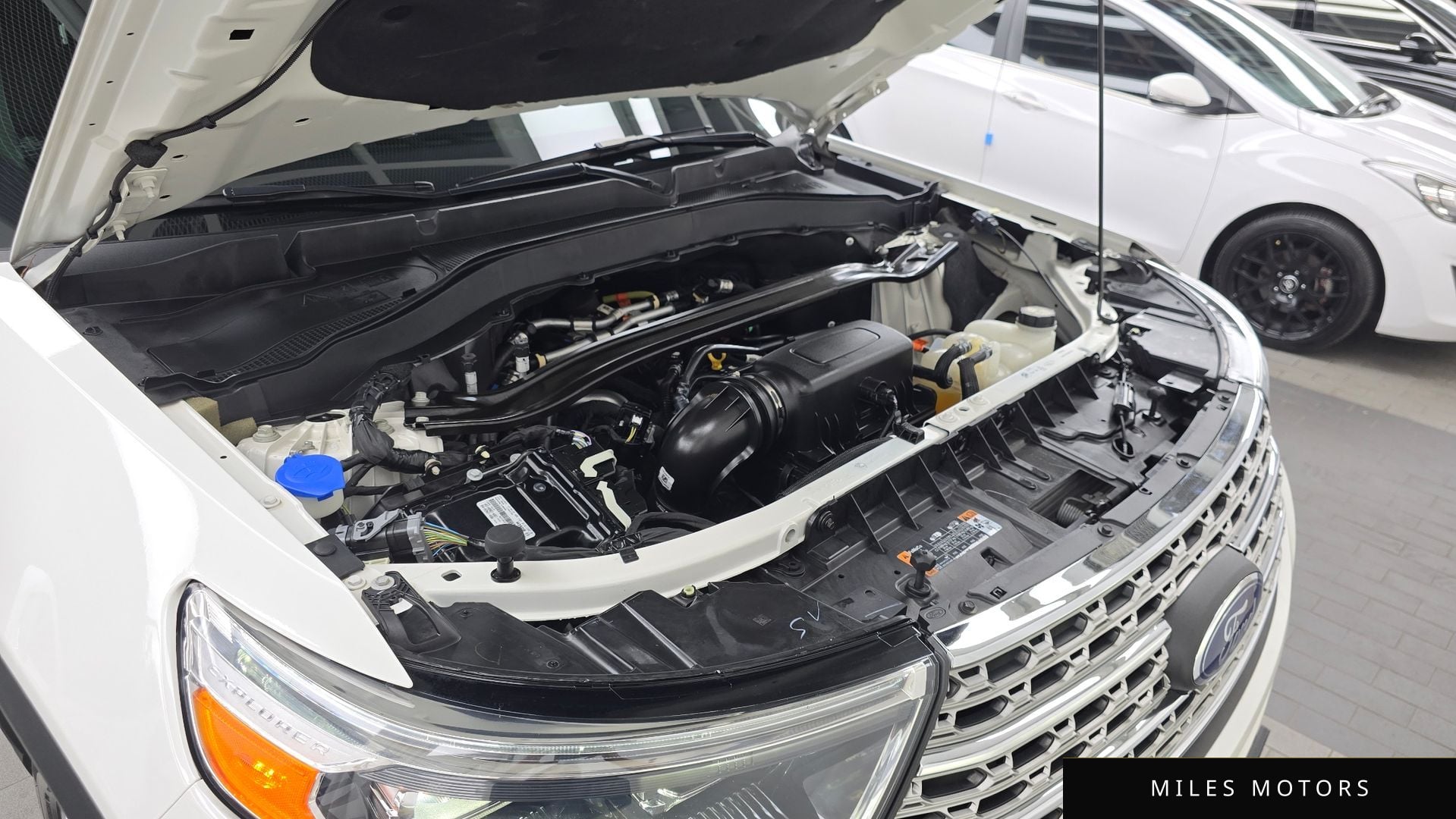 Ford Explorer 2022 — миниатюра 6