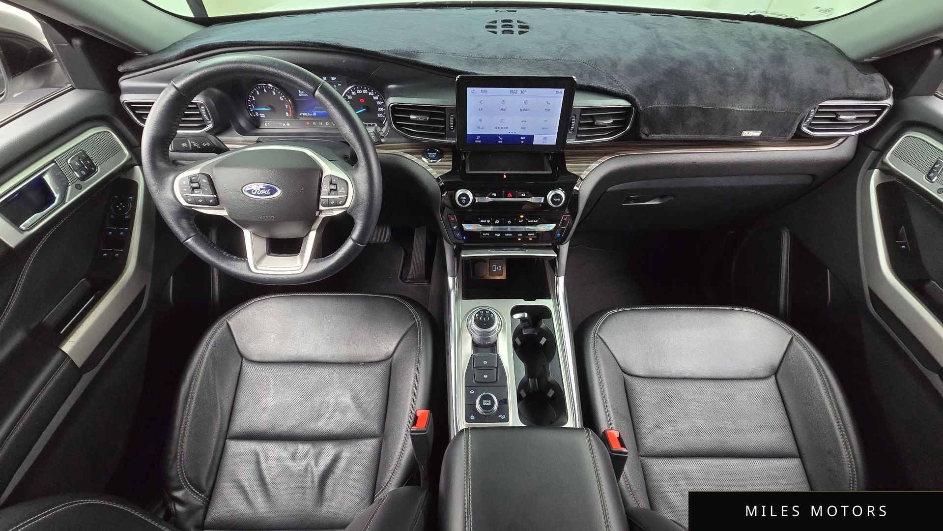 Ford Explorer 2022 — миниатюра 10