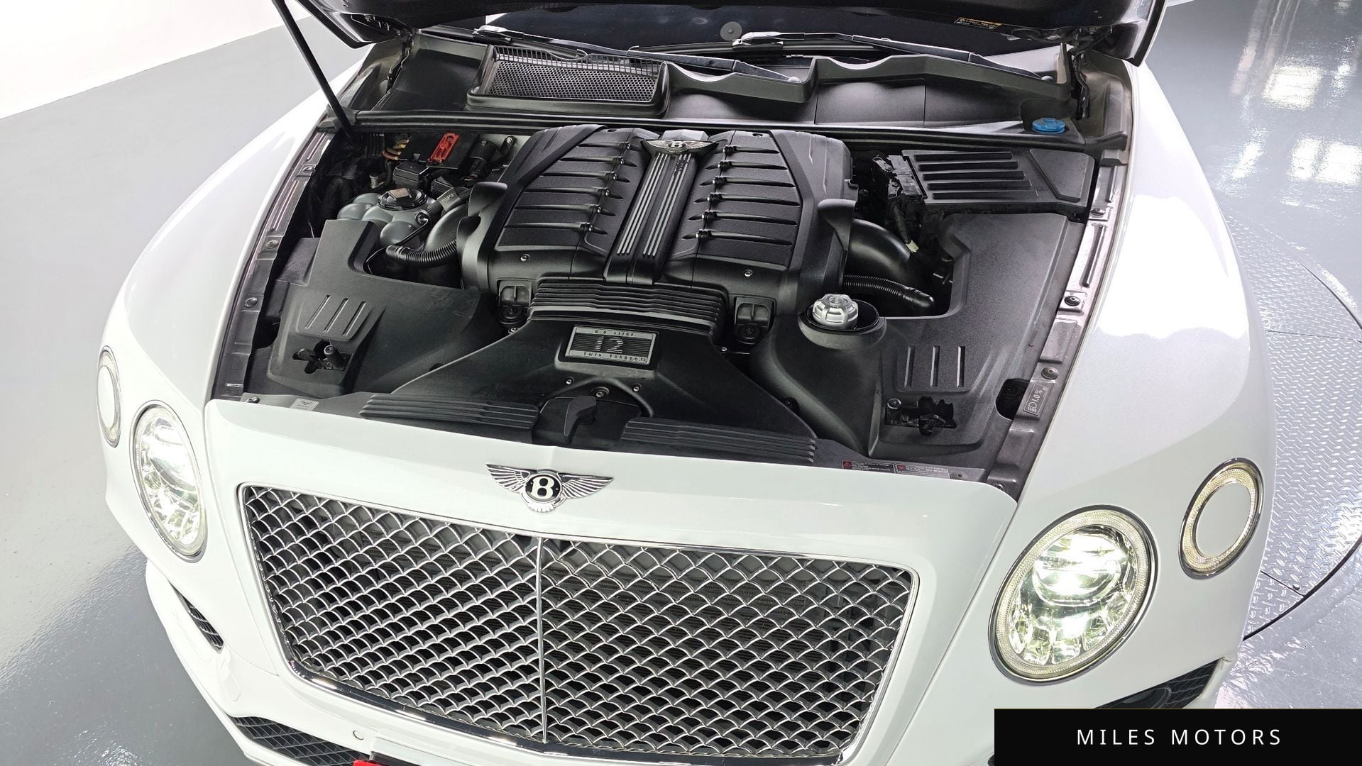 Bentley Bentayga 2018 — миниатюра 6