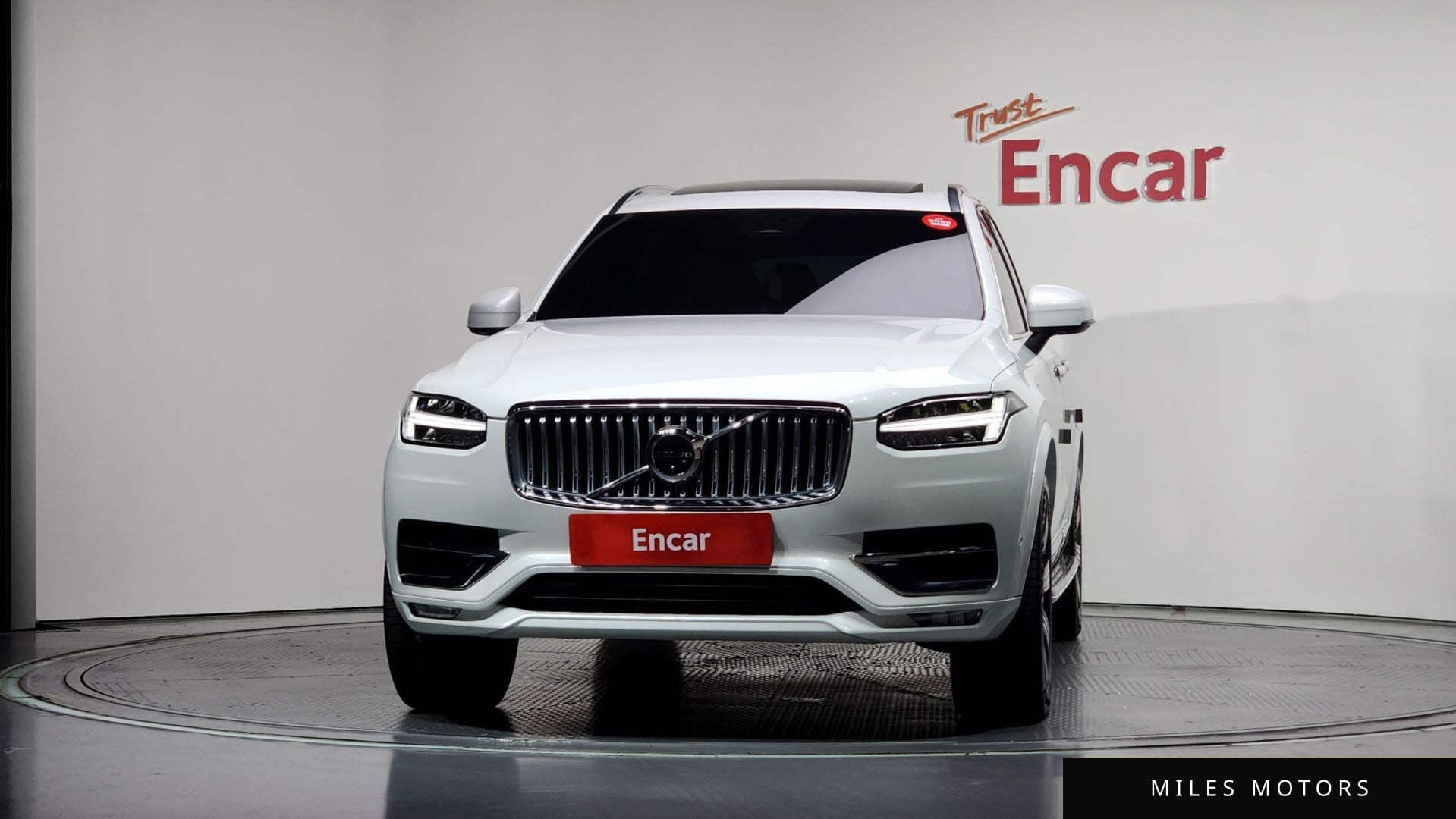 Volvo XC90 2023 — миниатюра 3
