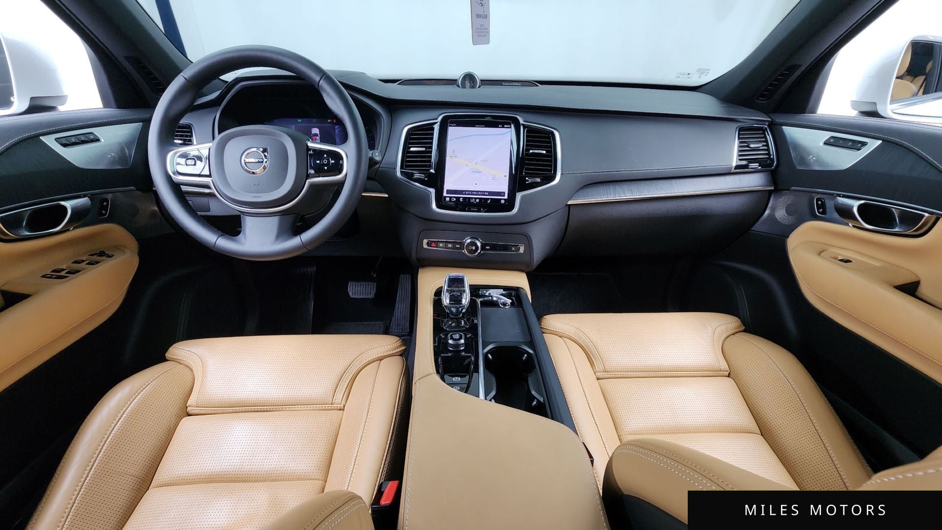 Volvo XC90 2023 — миниатюра 7