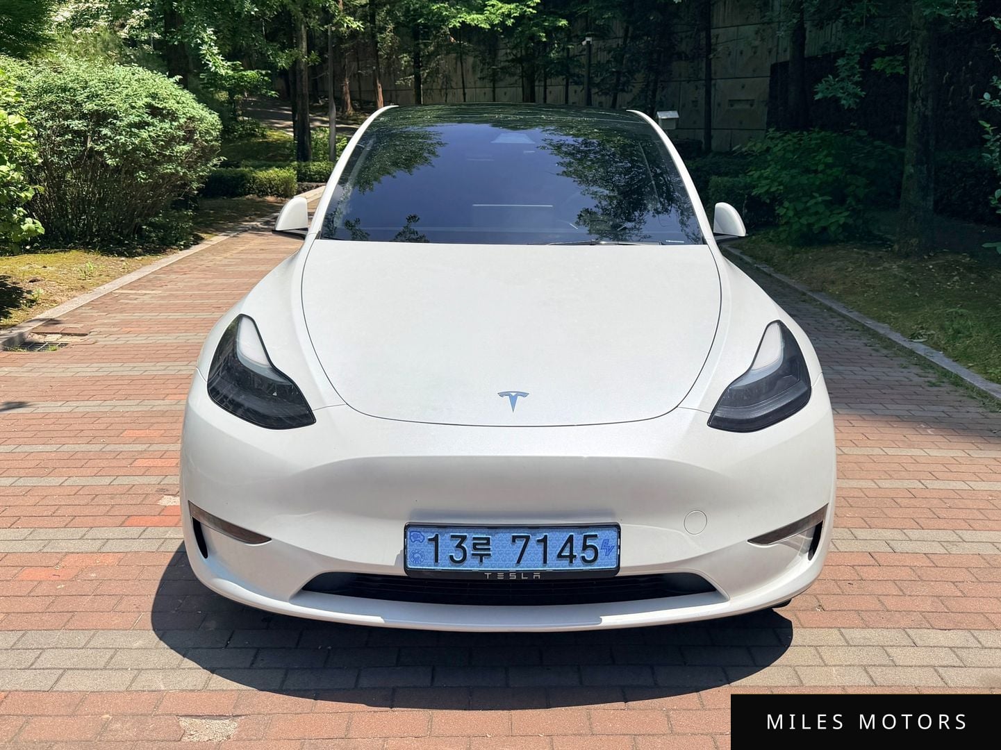 Tesla Model Y 2024 — миниатюра 4