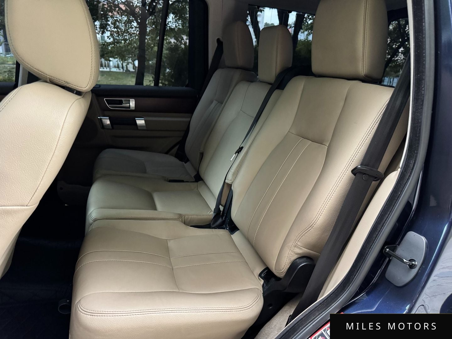 Land Rover Discovery 2016 — миниатюра 11