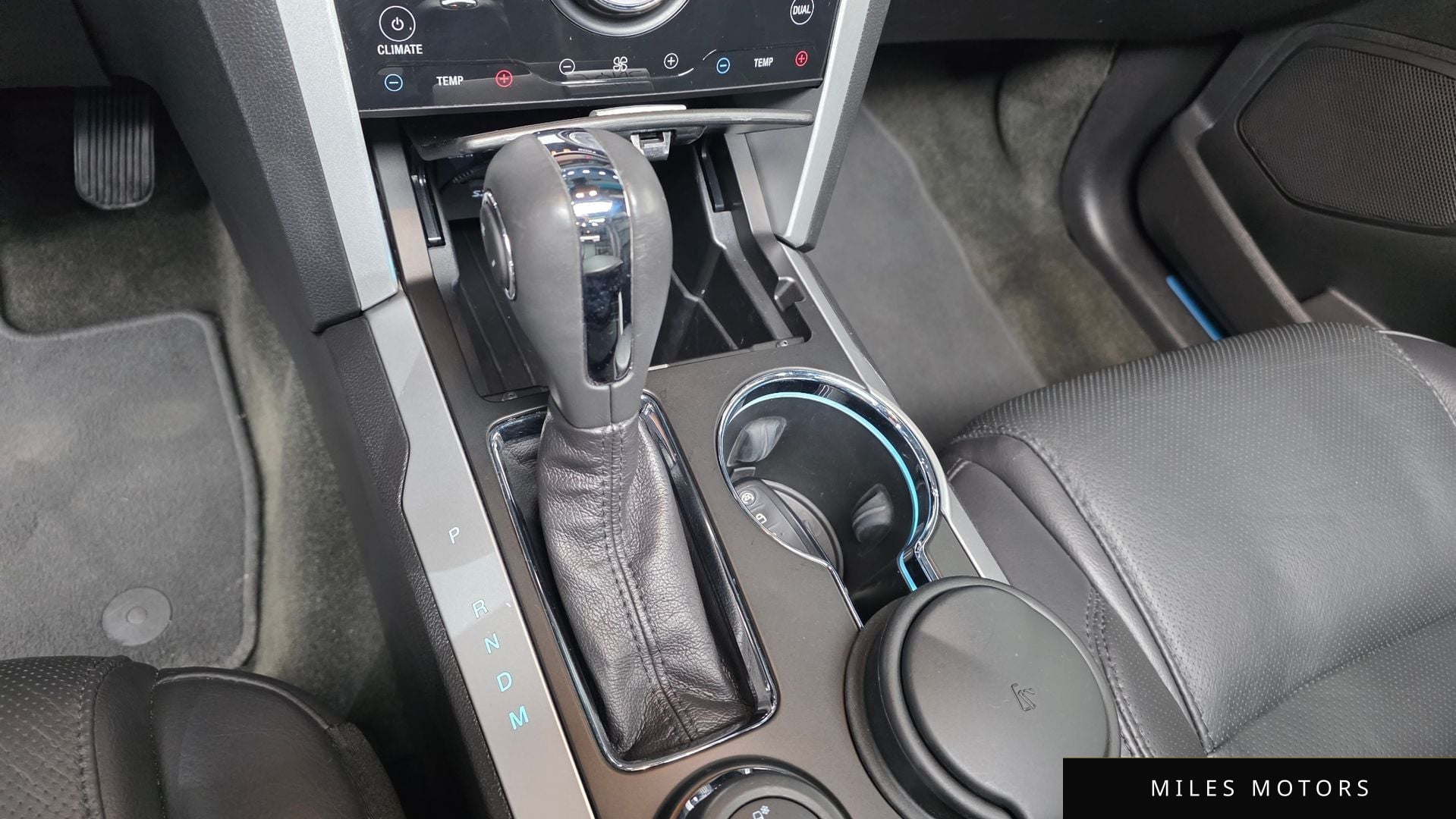 Ford Explorer 2015 — миниатюра 9
