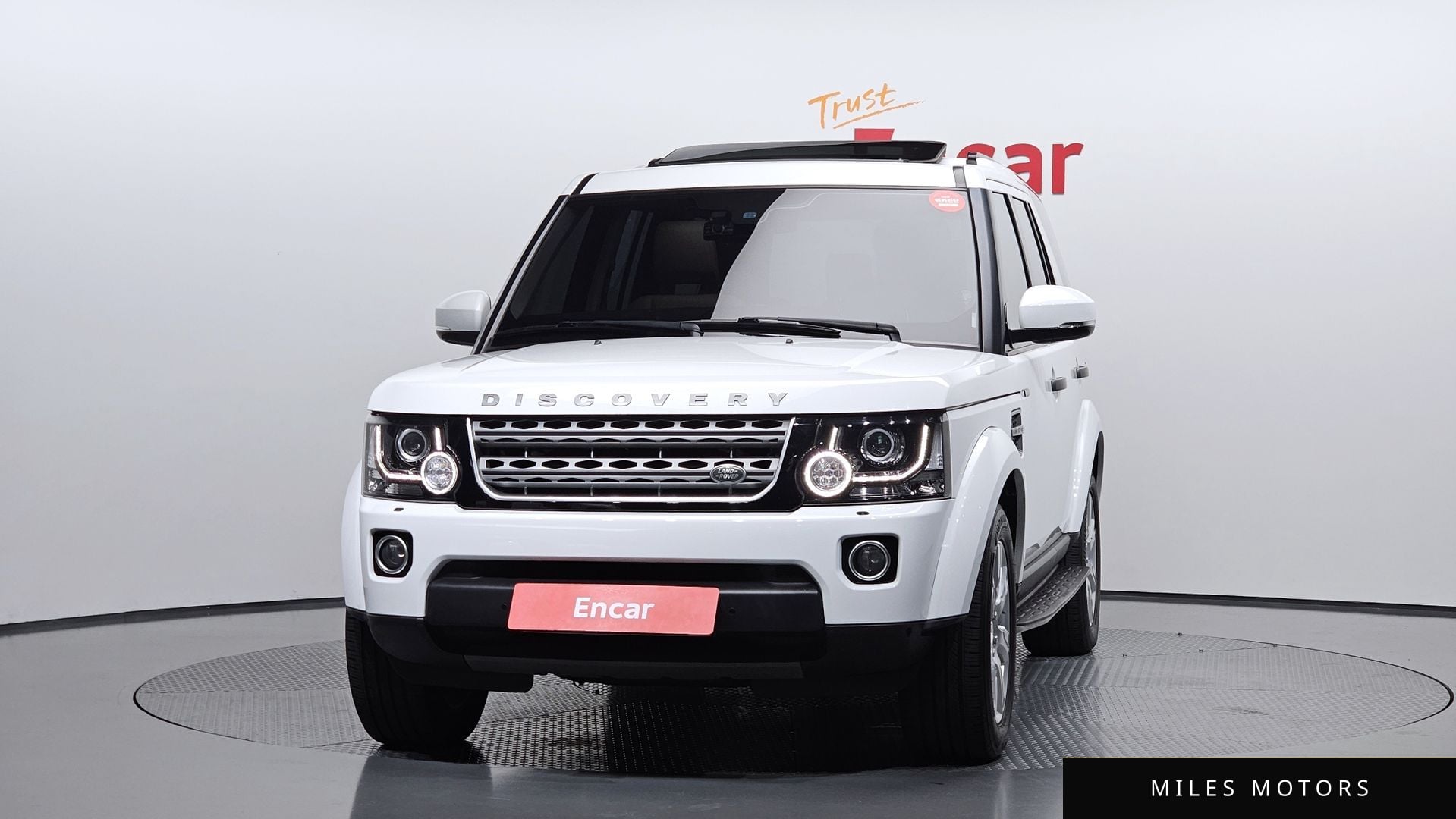 Land Rover Discovery 2016 — миниатюра 3