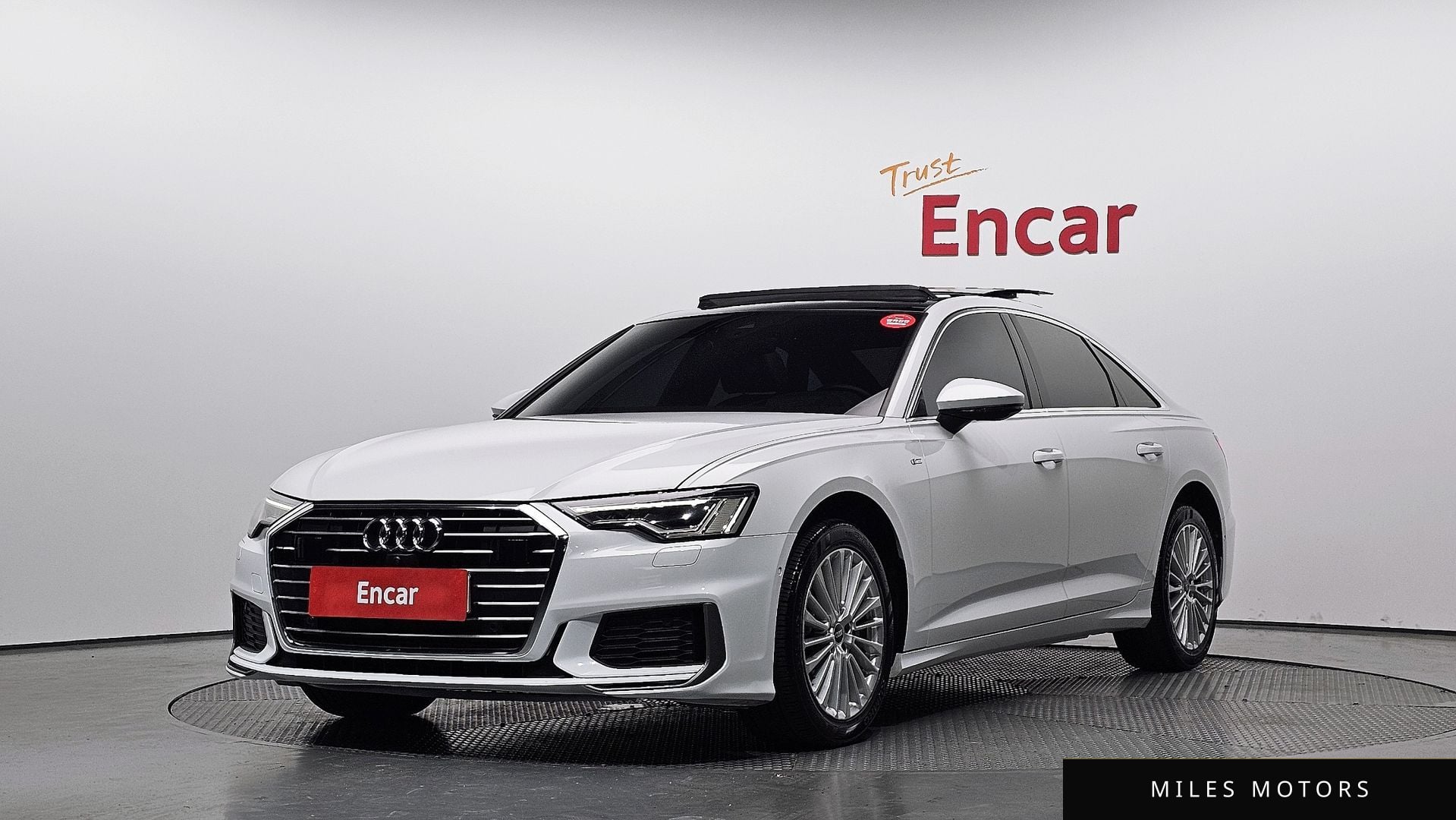 Audi A6 (C8) 2021 — фото 1 из 12