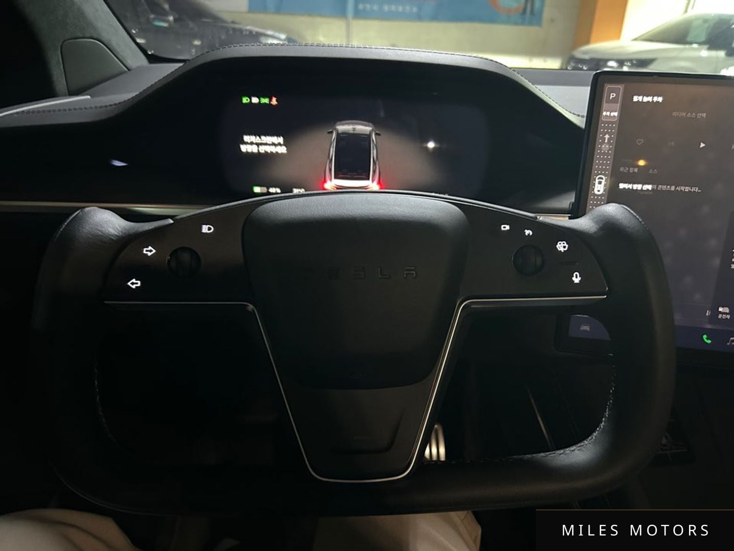 Tesla Model X 2024 — миниатюра 7