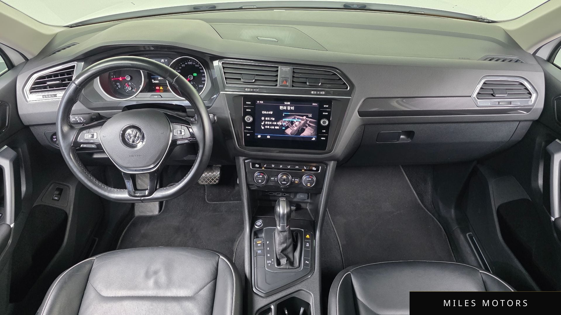 Volkswagen Tiguan 2018 — миниатюра 10
