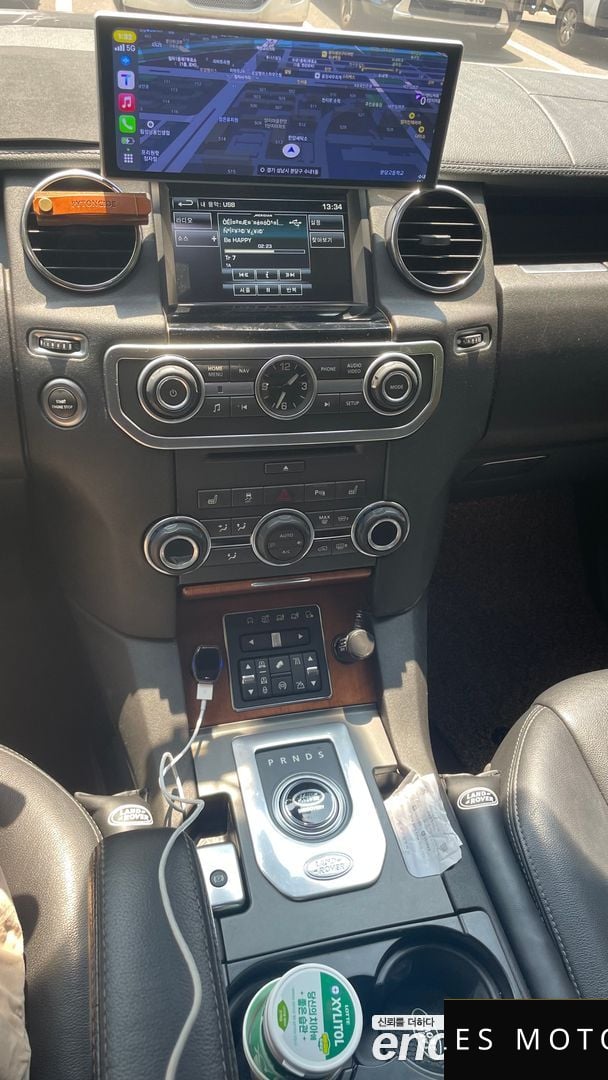 Land Rover Discovery 2014 — миниатюра 10
