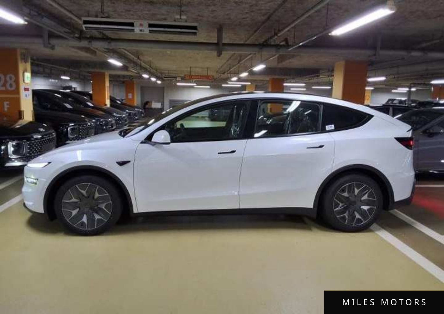 Tesla Model Y 2026 — миниатюра 5
