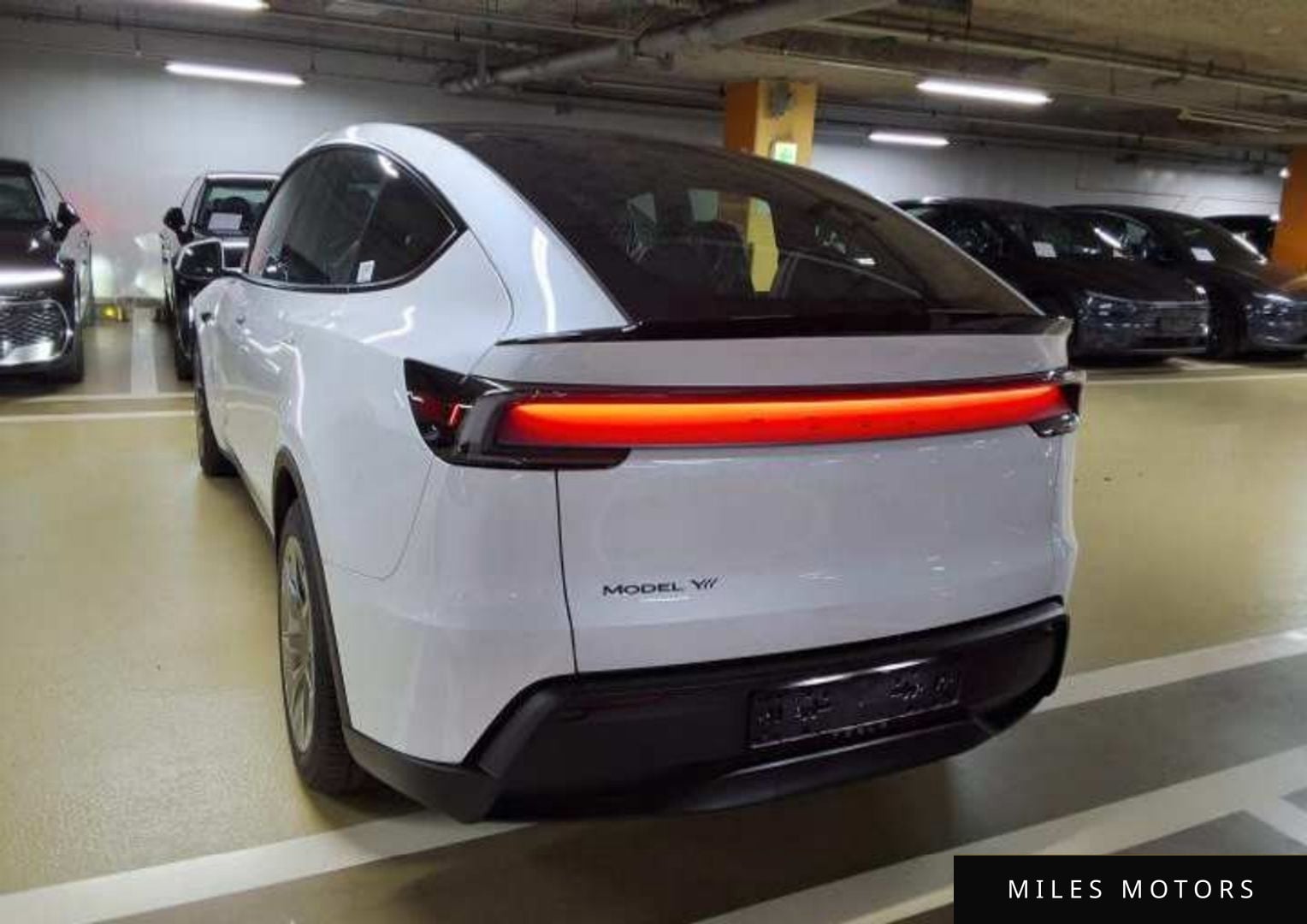 Tesla Model Y 2026 — миниатюра 9