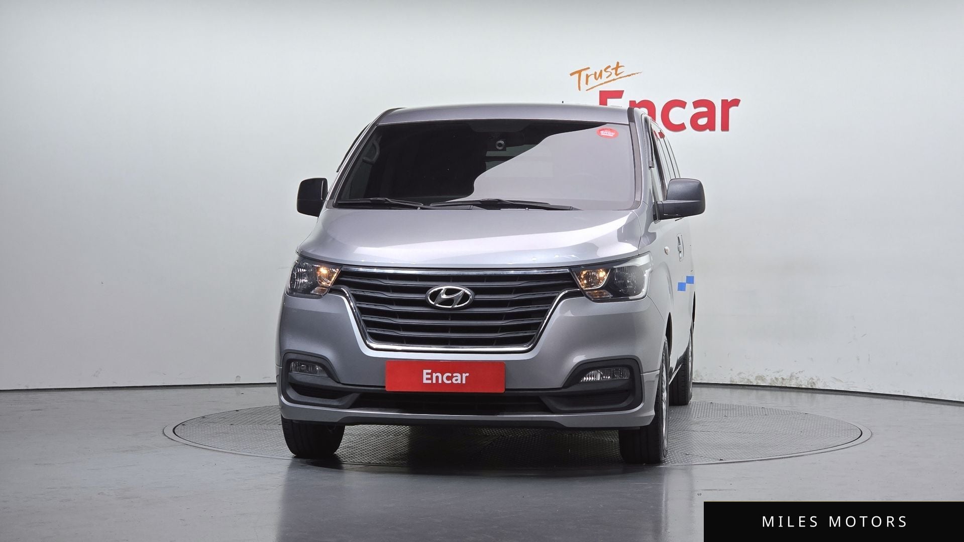 Hyundai Starex 2019 — миниатюра 3