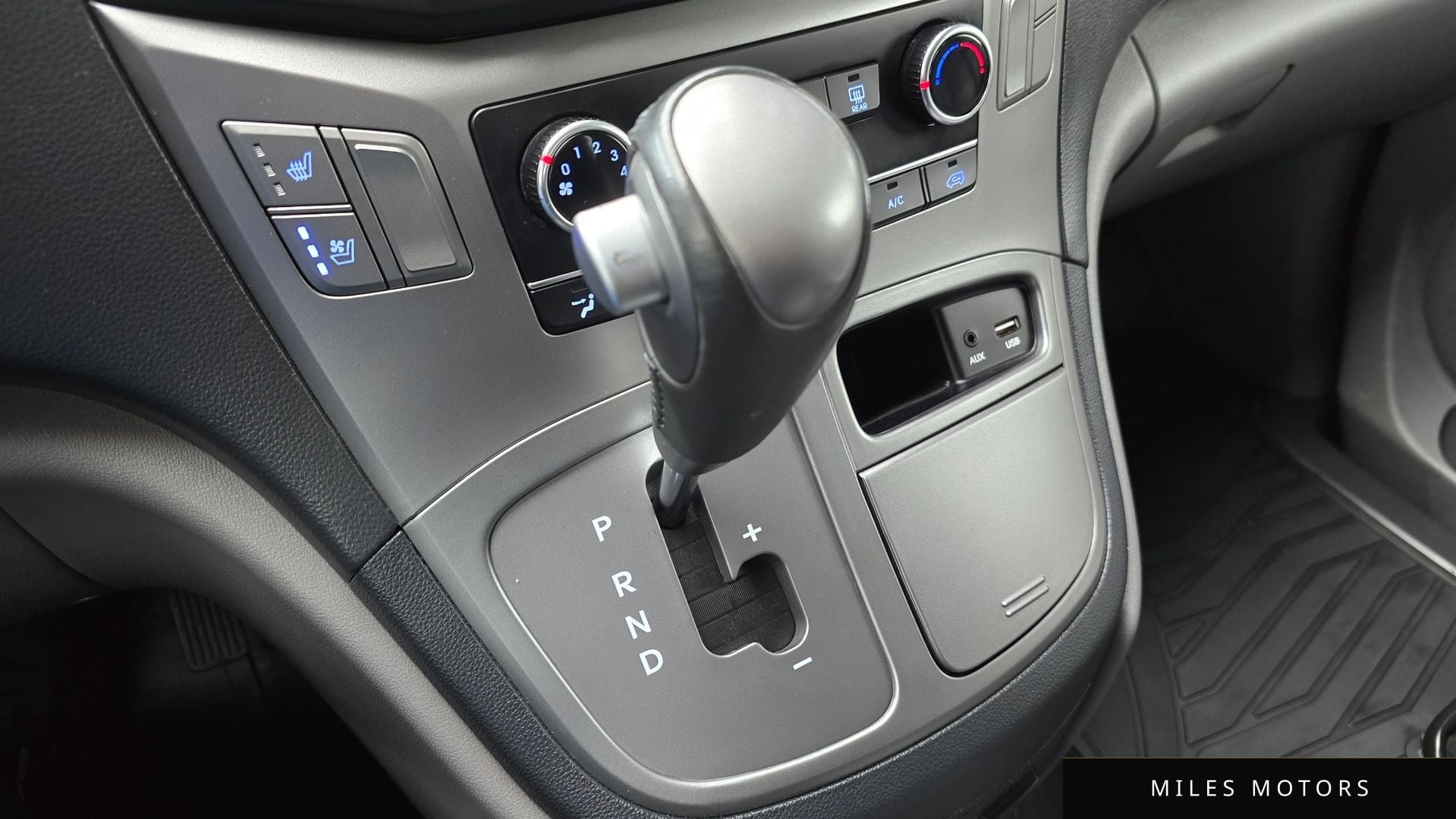 Hyundai Starex 2019 — миниатюра 9
