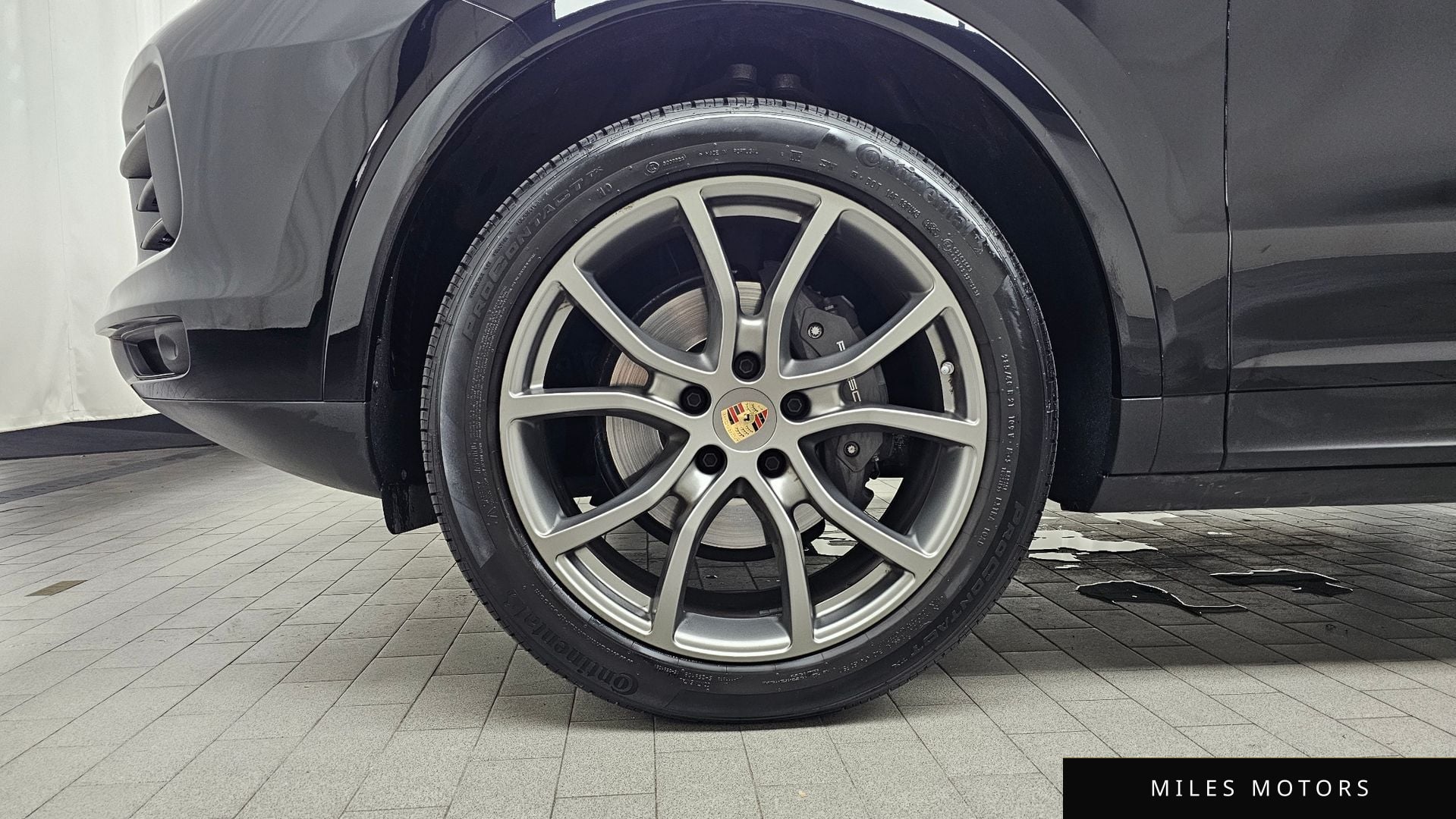 Porsche Cayenne 2023 — миниатюра 5