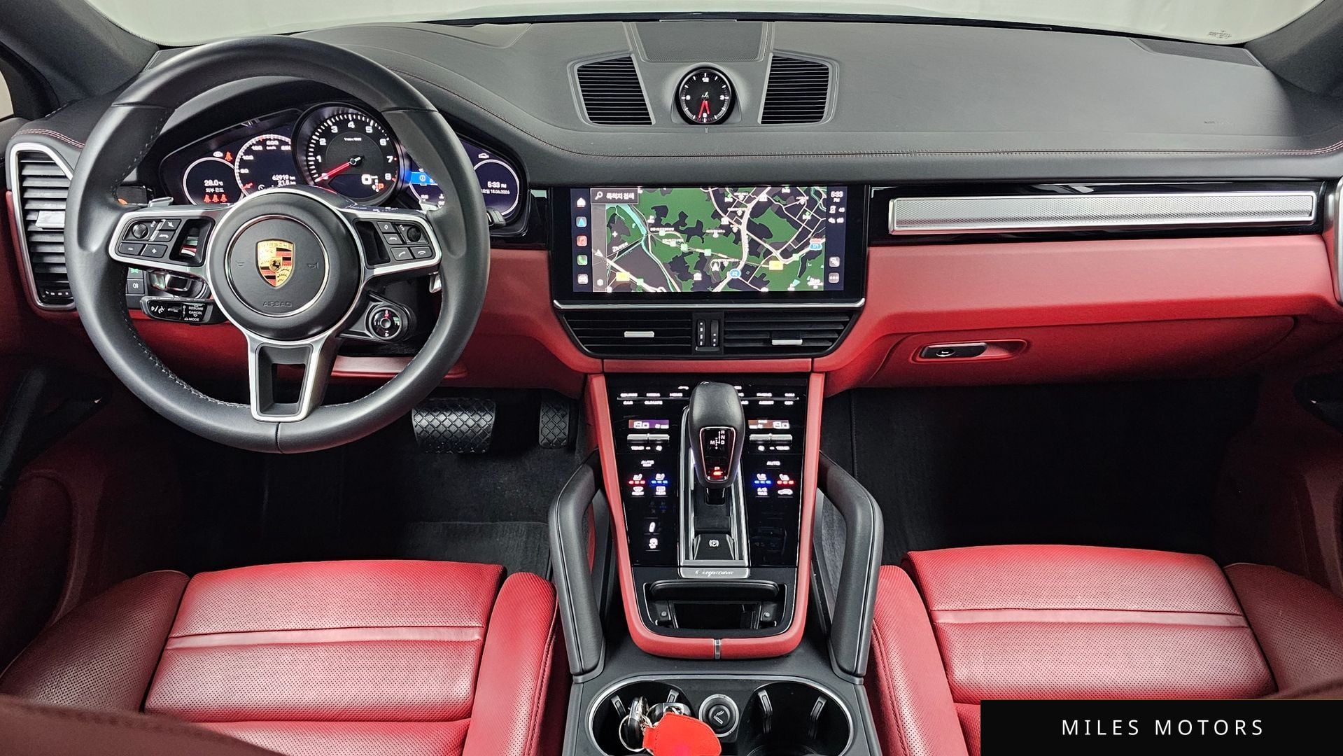 Porsche Cayenne 2023 — миниатюра 7