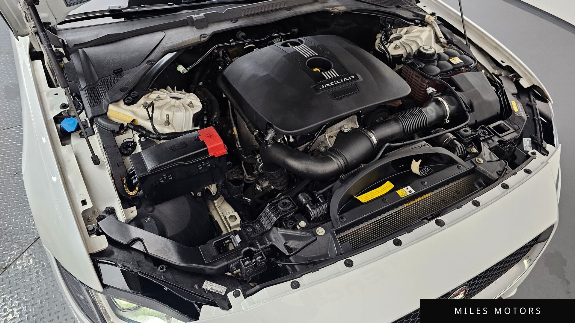 Jaguar XF (X260) 2016 — миниатюра 6
