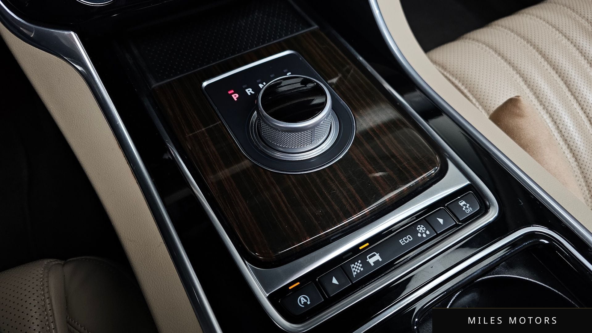 Jaguar XF (X260) 2016 — миниатюра 9