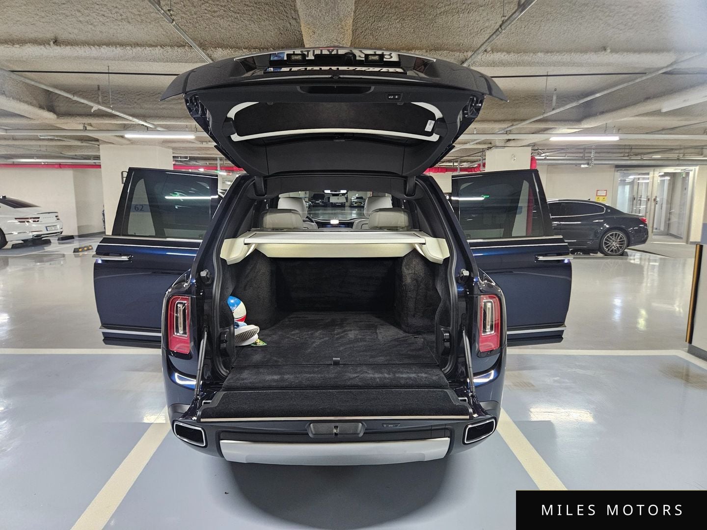 Rolls-Royce Cullinan 2019 — миниатюра 7