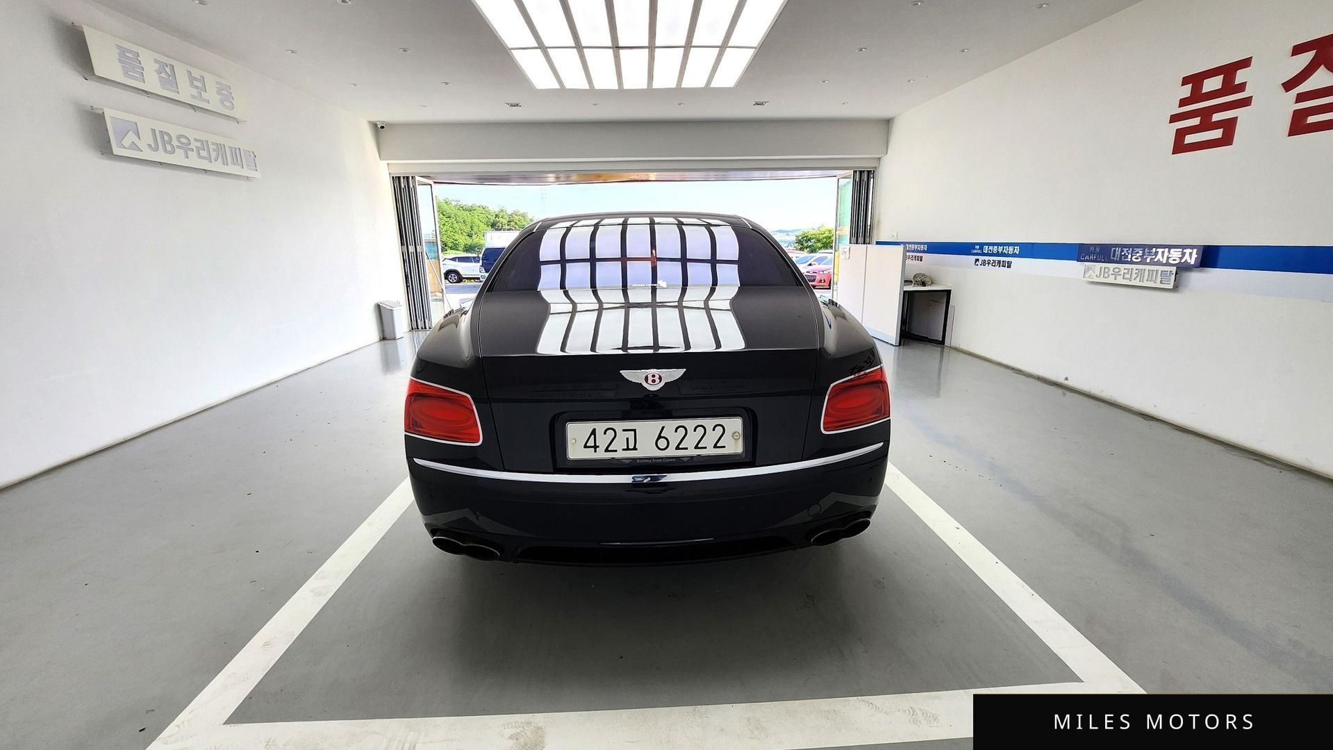 Bentley Flying Spur 2015 — миниатюра 6