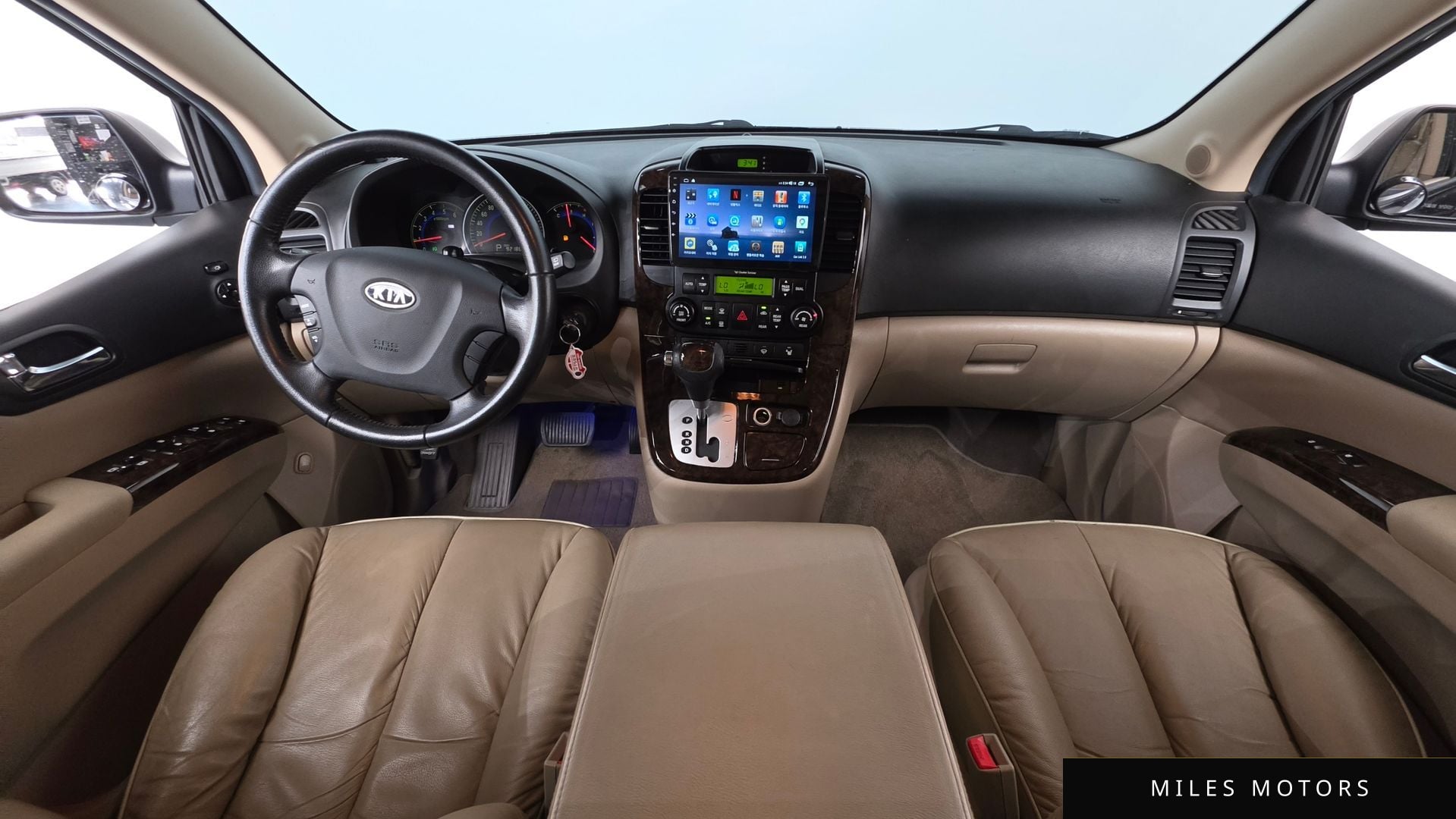 Kia Canival 2010 — миниатюра 7