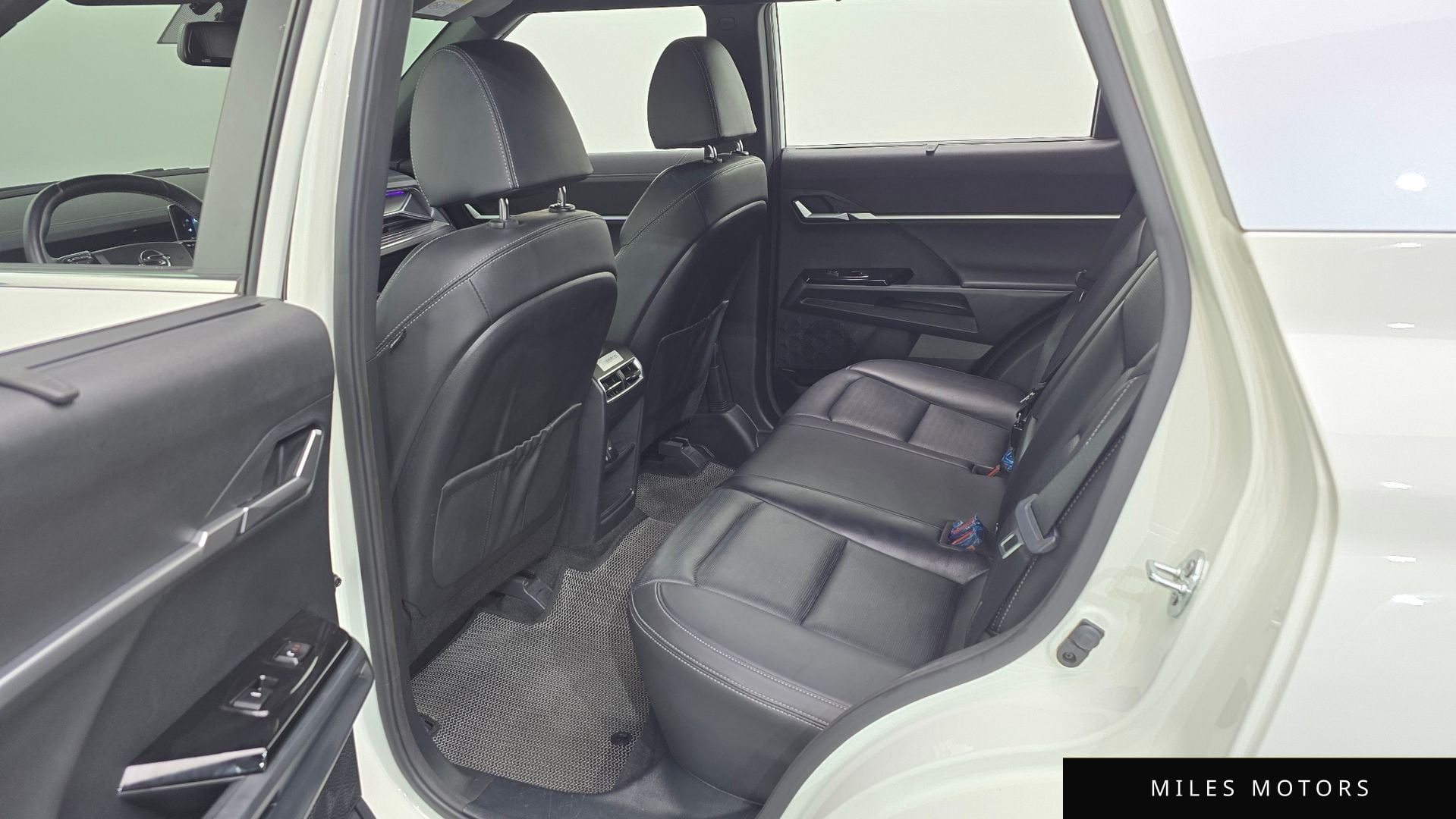 KG Mobility Torres 2023 — миниатюра 11