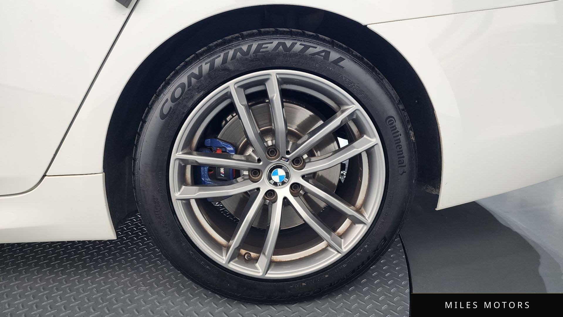 BMW 5 Series (G30) 2018 — миниатюра 7
