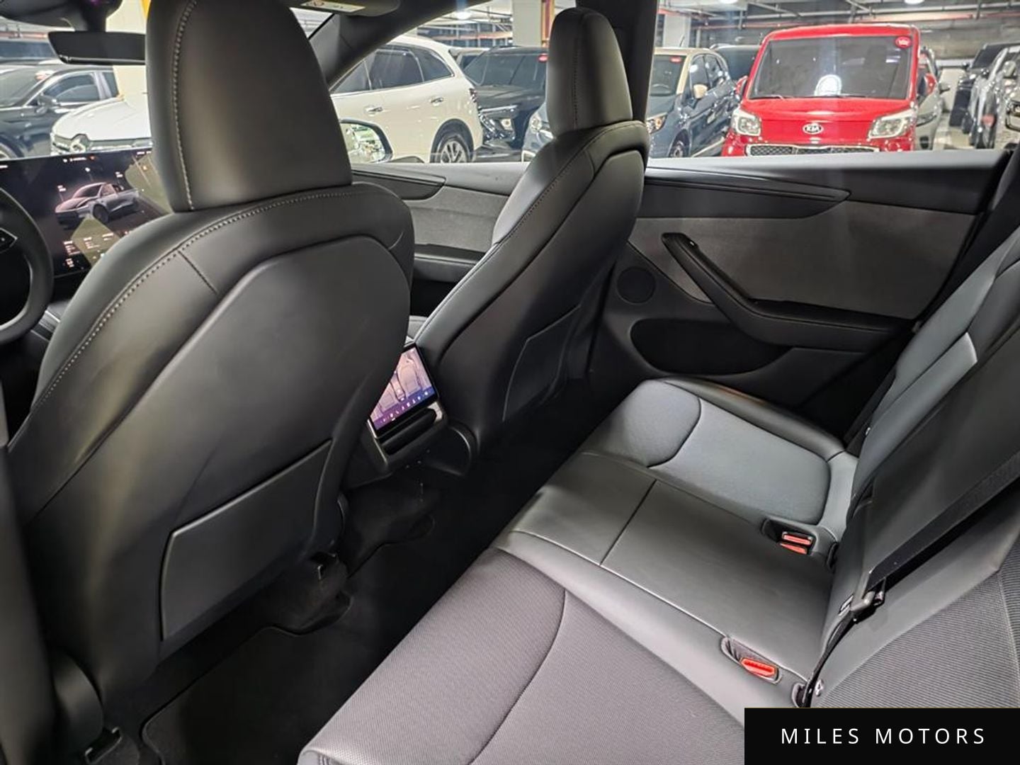 Tesla Model Y 2026 — миниатюра 10