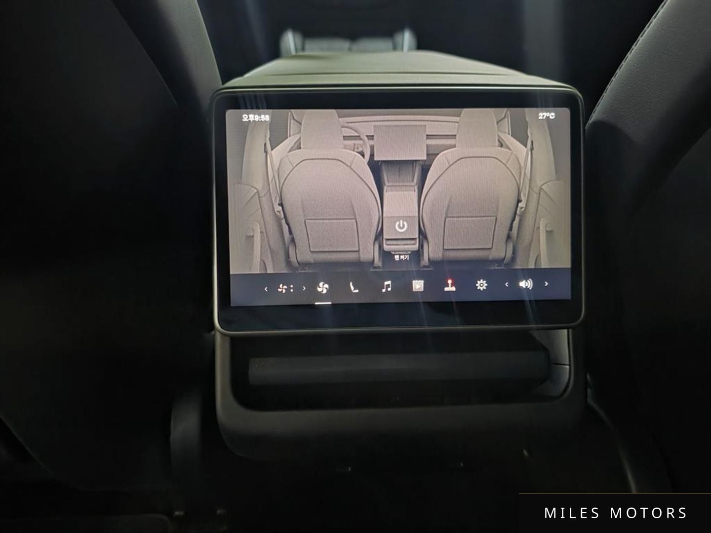 Tesla Model Y 2026 — миниатюра 12