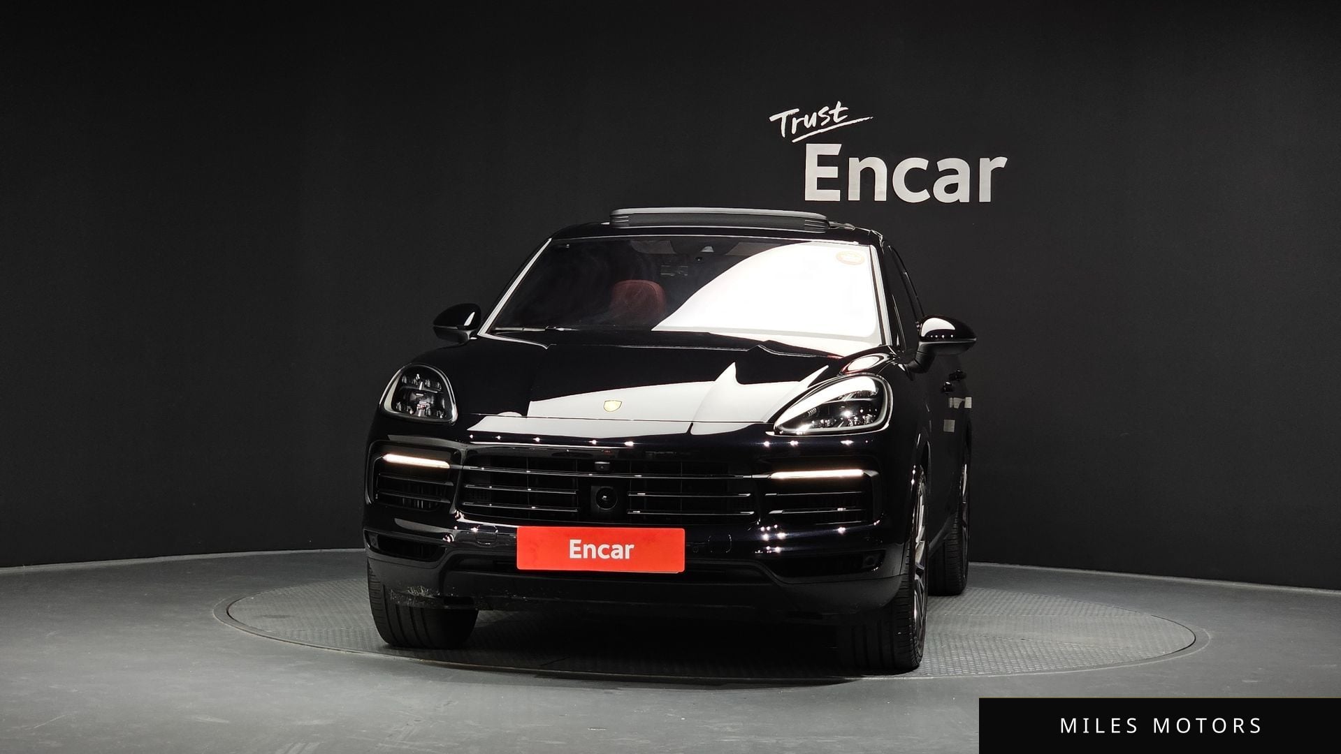 Porsche Cayenne 2022 — миниатюра 3