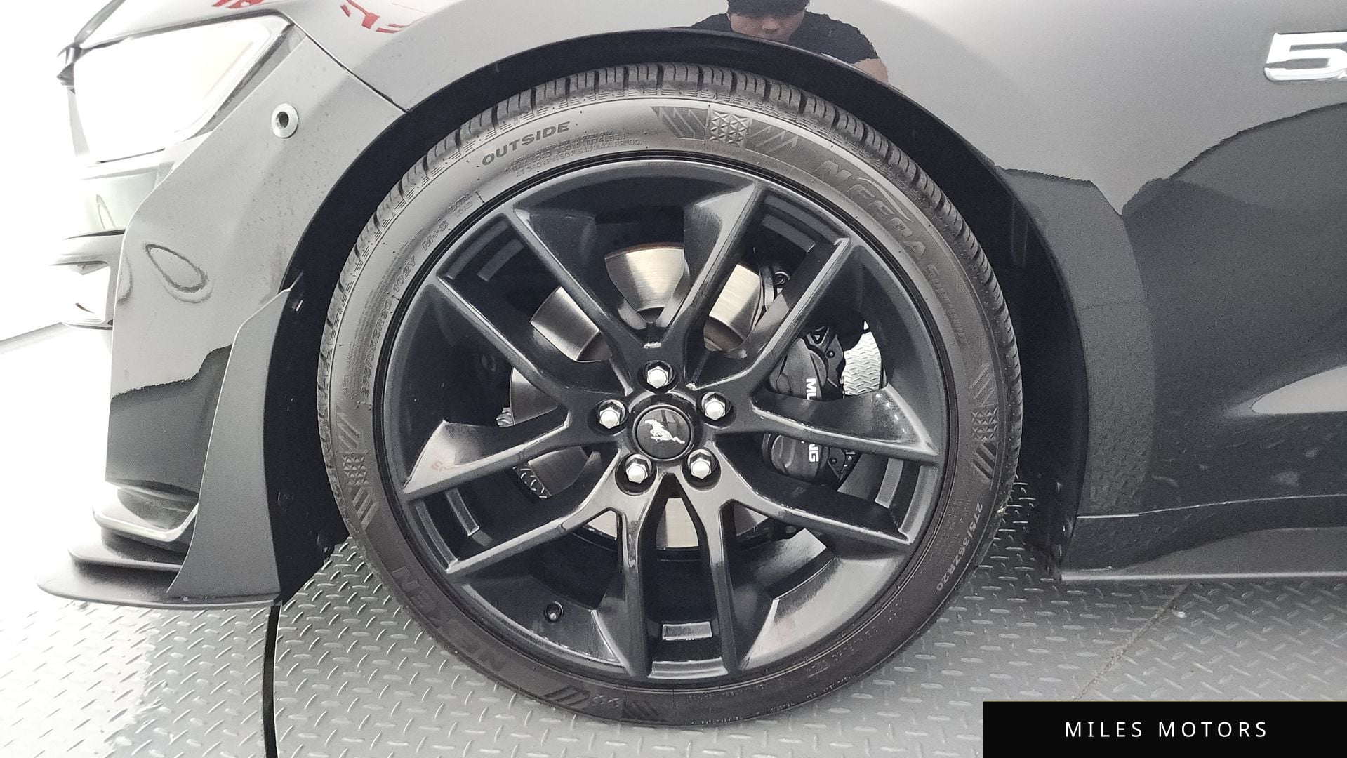 Ford Mustang 2017 — миниатюра 5