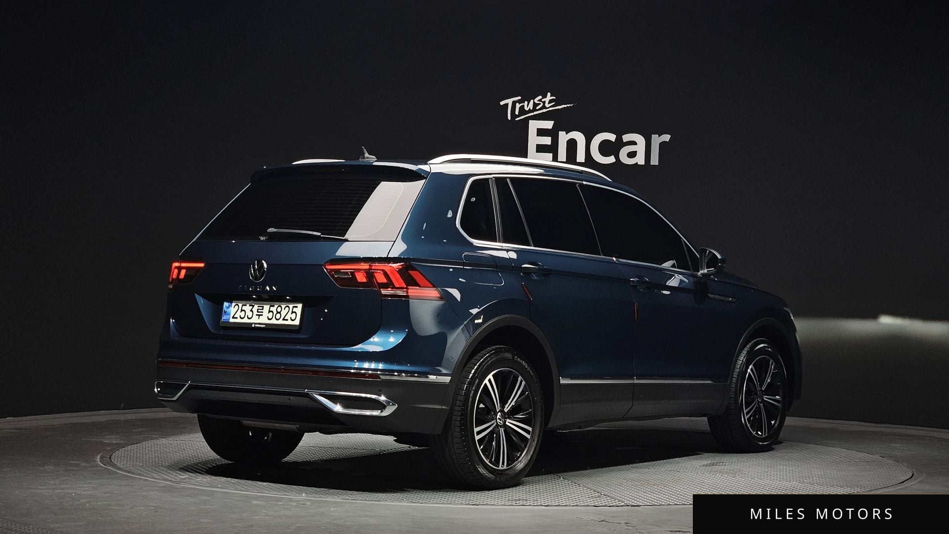 Volkswagen Tiguan 2021 — миниатюра 2