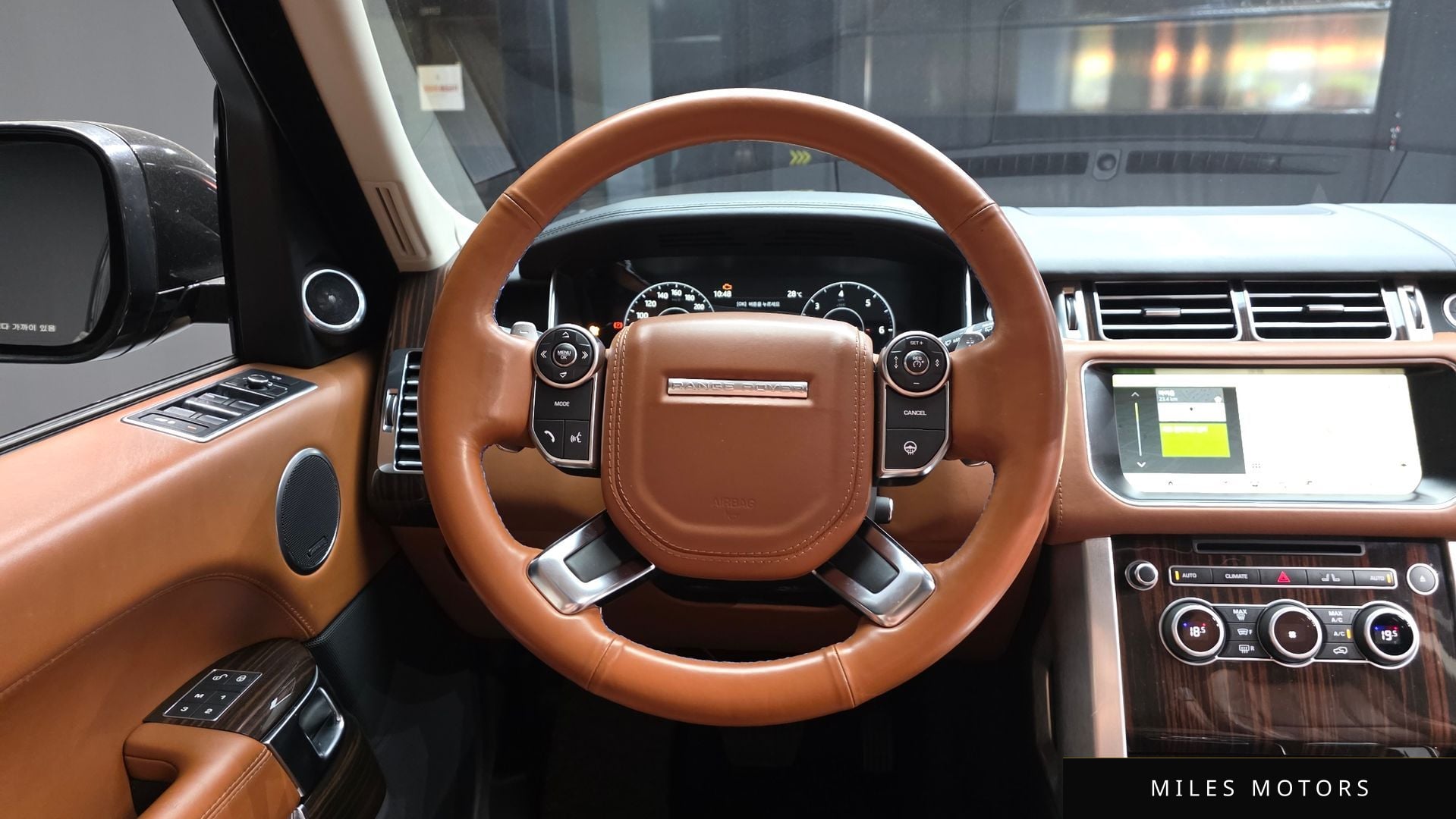 Land Rover Range Rover 2017 — миниатюра 12
