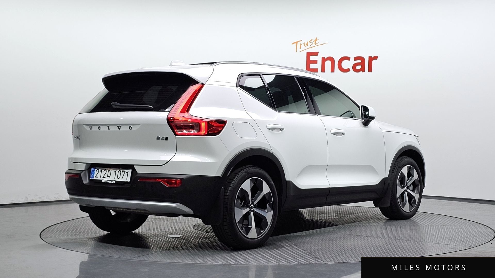 Volvo XC40 2025 — миниатюра 2