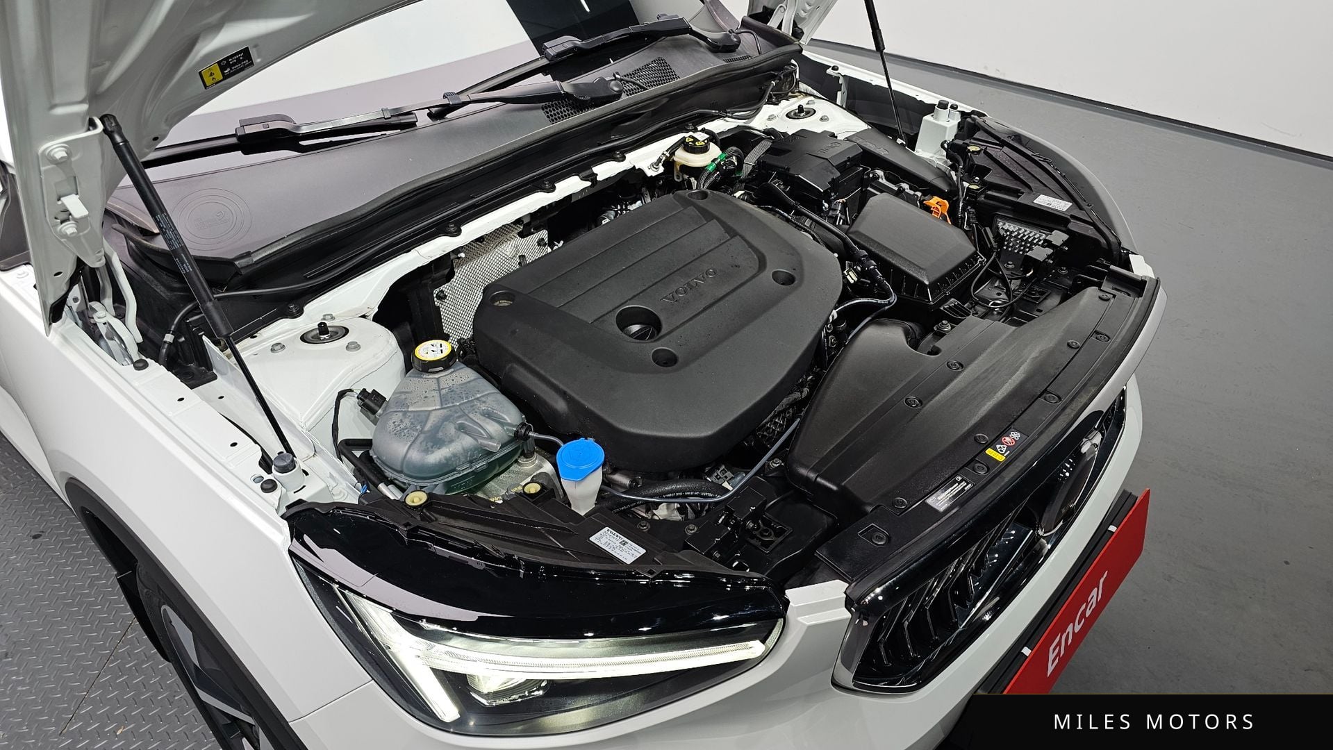 Volvo XC40 2025 — миниатюра 6