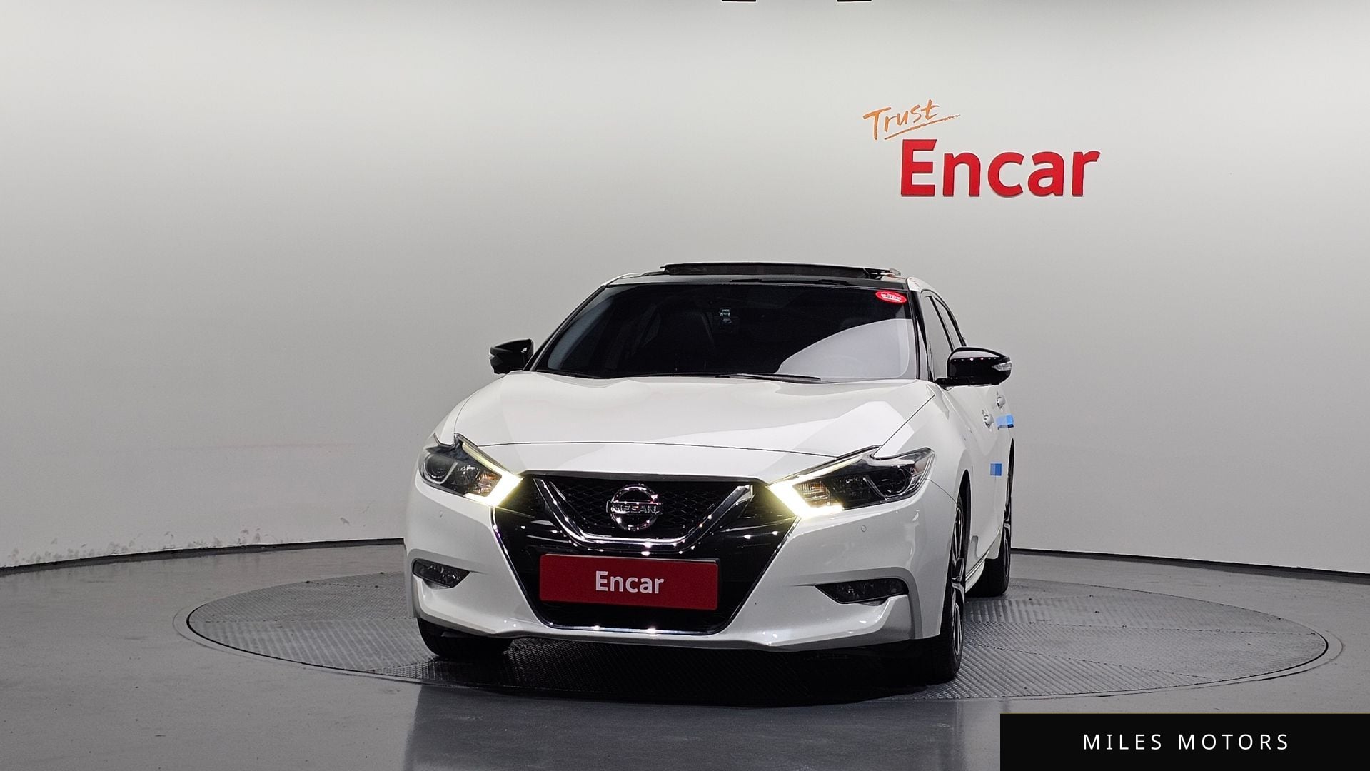 Nissan Maxima 2018 — миниатюра 3