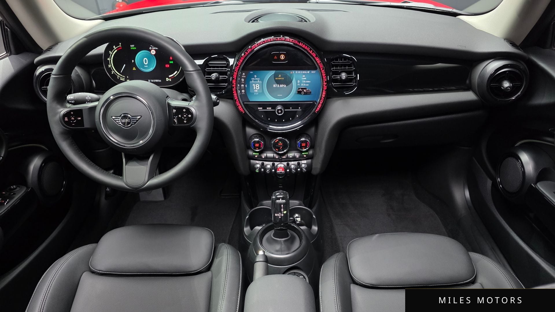 MINI Cooper 2024 — миниатюра 9