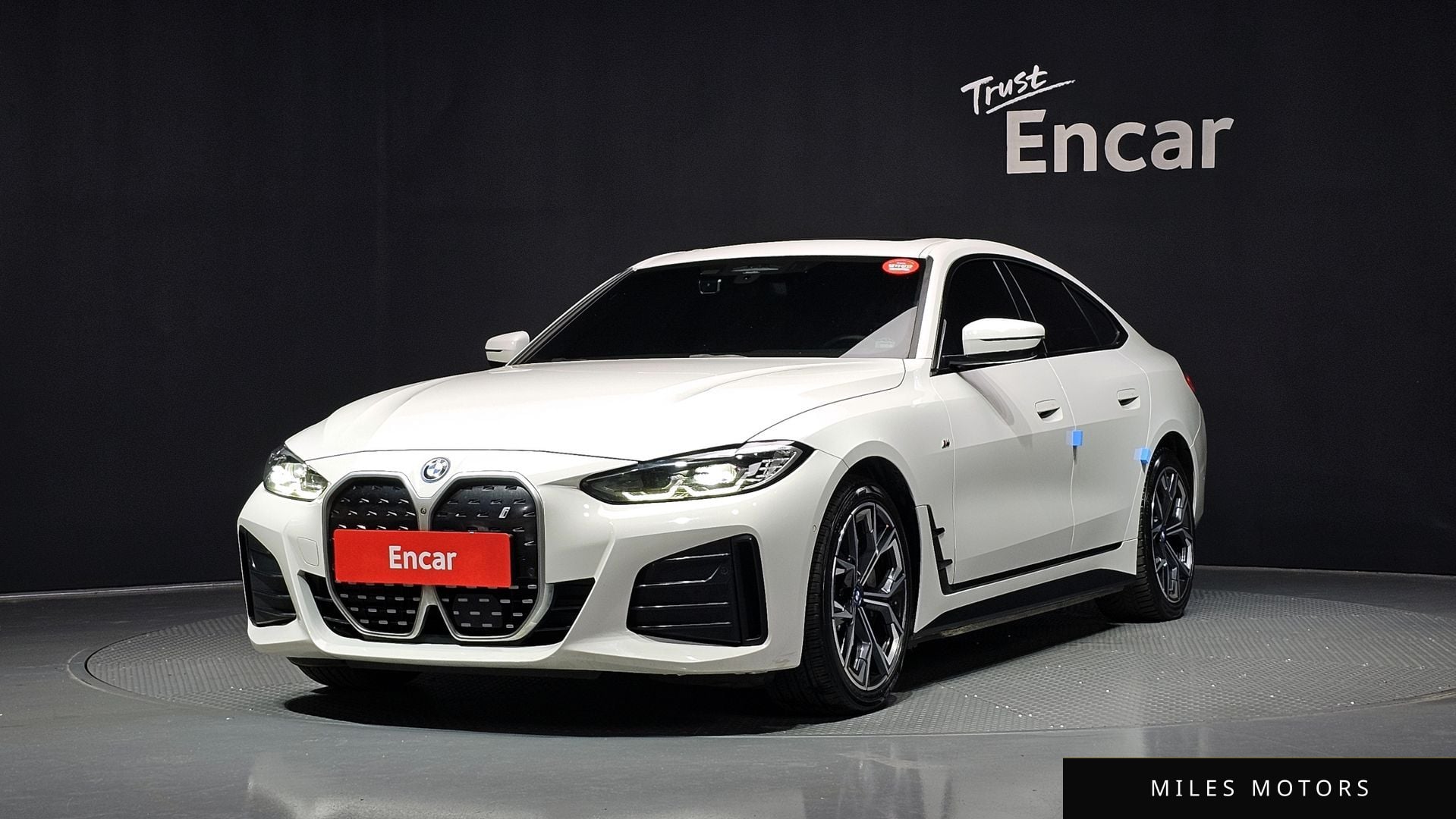 BMW i4 2022 — фото 1 из 12