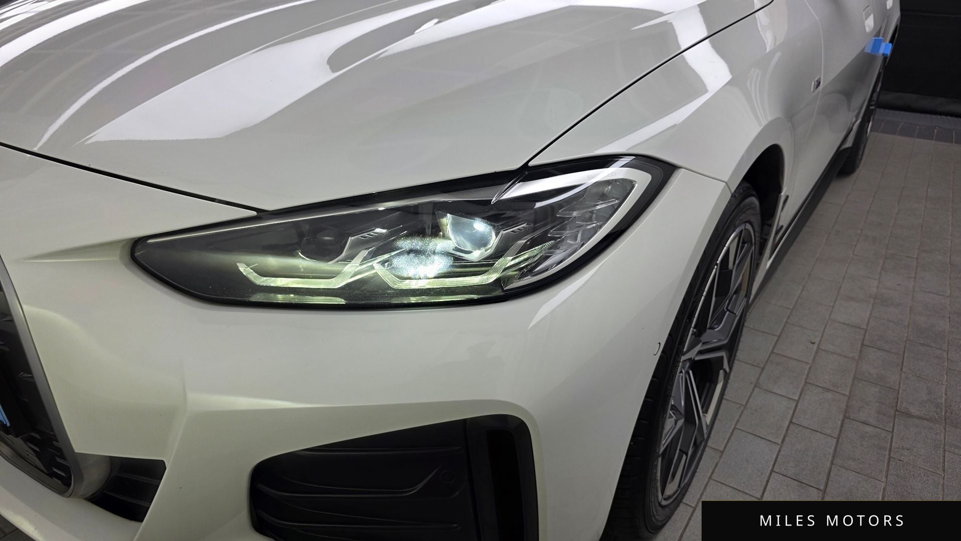 BMW i4 2022 — миниатюра 8