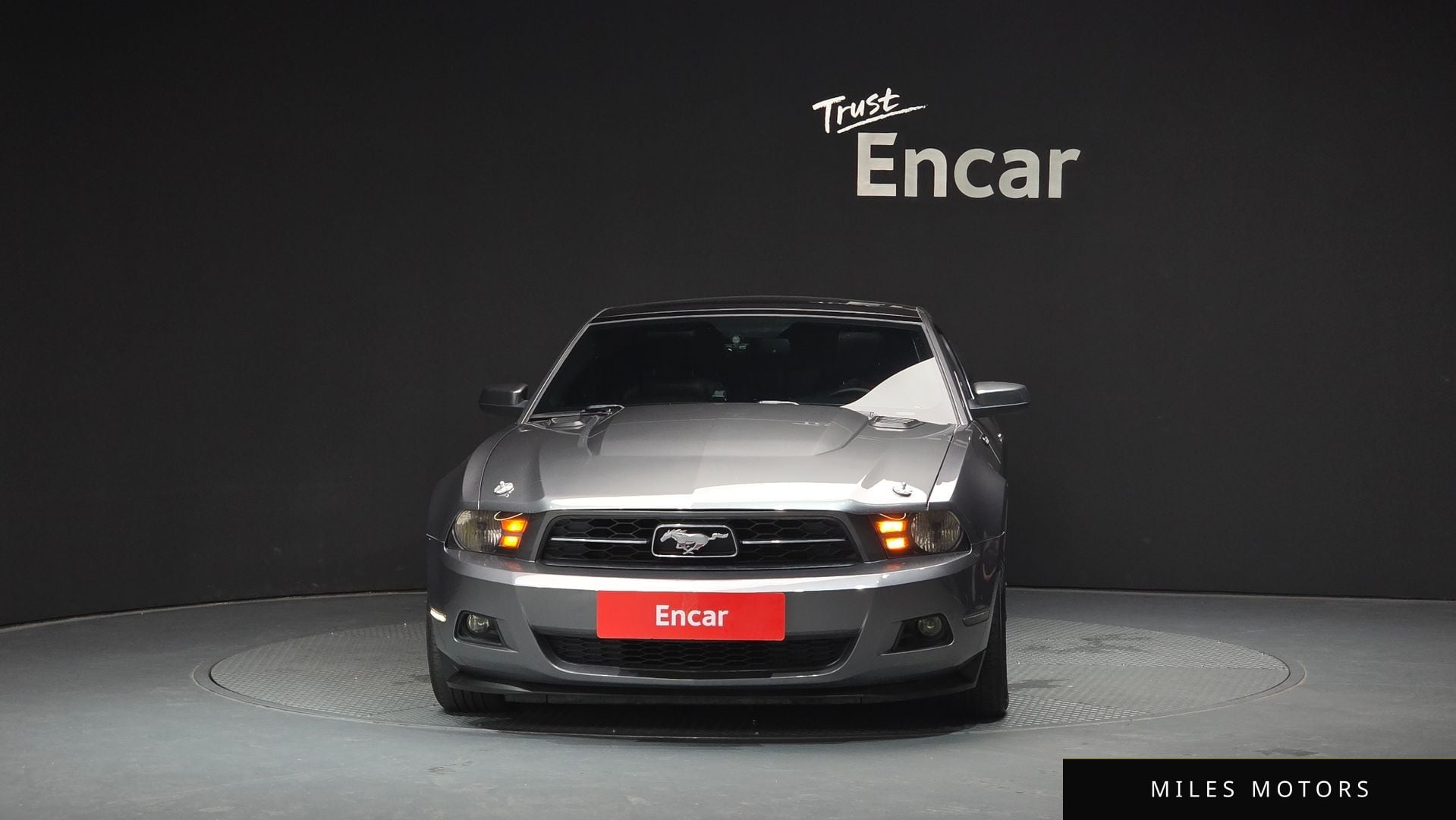 Ford Mustang 2011 — миниатюра 3