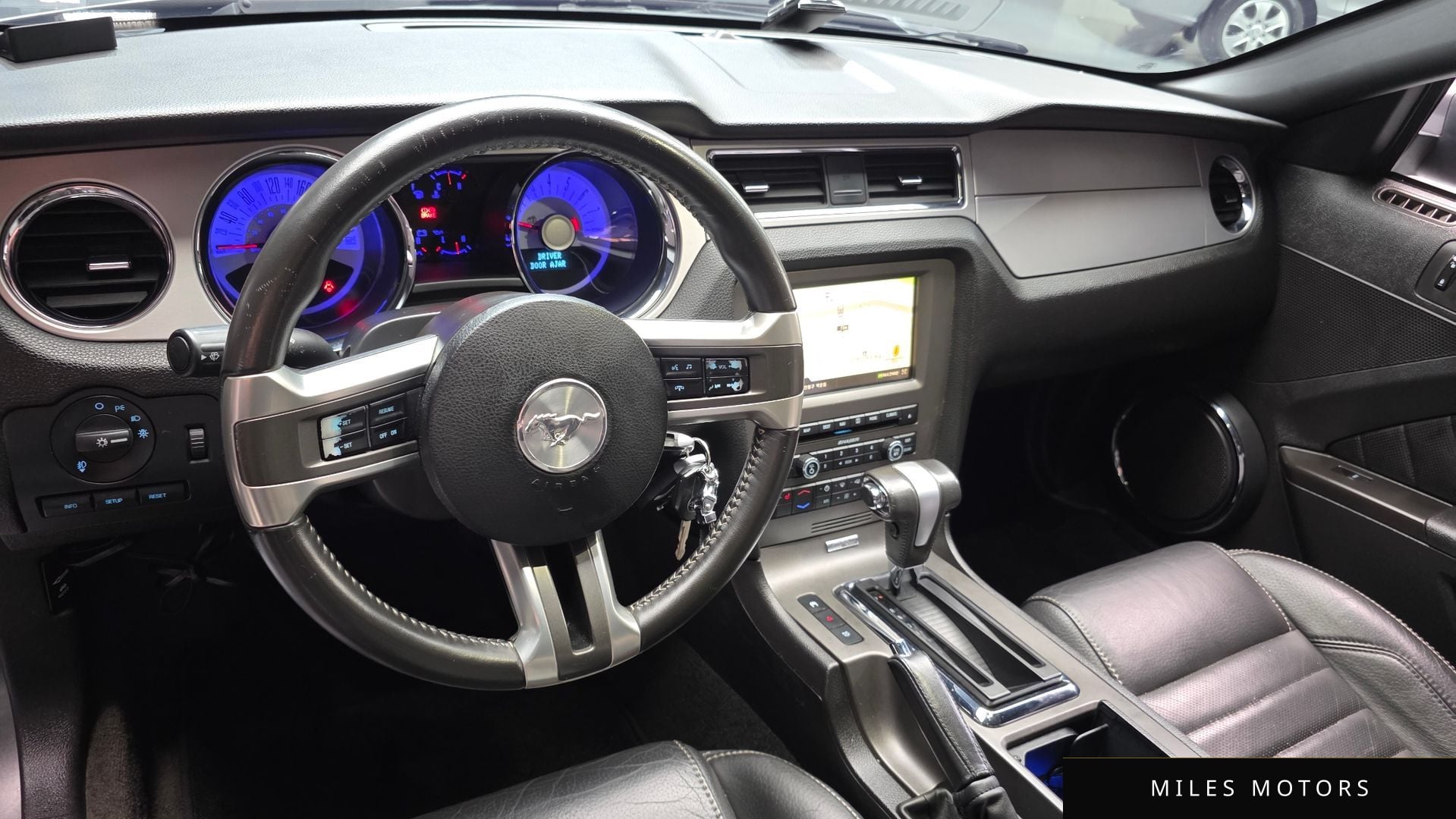 Ford Mustang 2011 — миниатюра 7