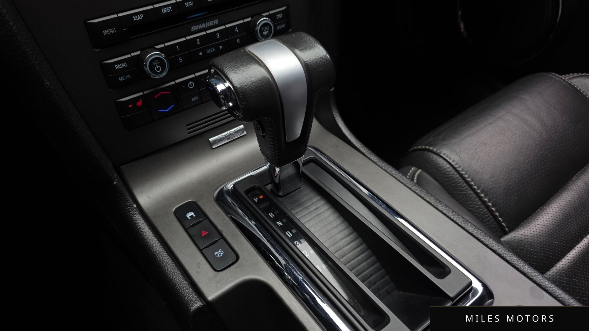 Ford Mustang 2011 — миниатюра 9