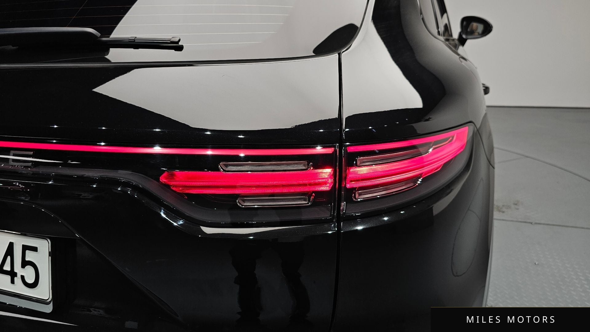 Porsche Cayenne 2023 — миниатюра 8